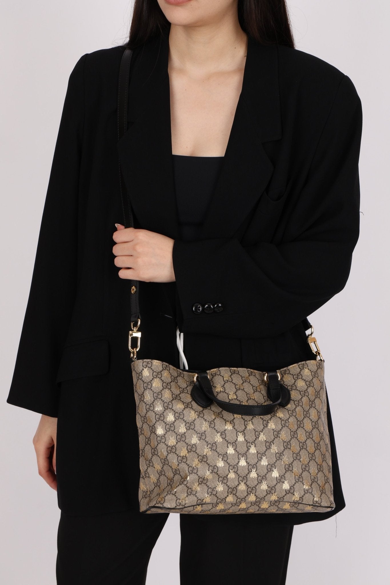 Gucci Supreme Monogram Bees Print Mini Tote Bag - FashioNica