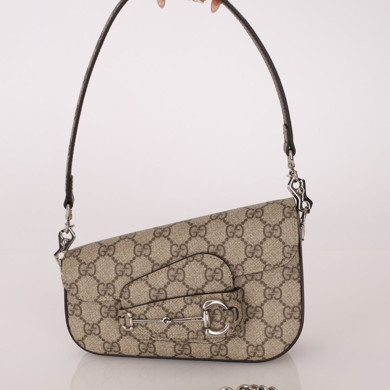 Gucci x Billie Eilish 1955 Horsebit Chain Shoulder Bag - FashioNica