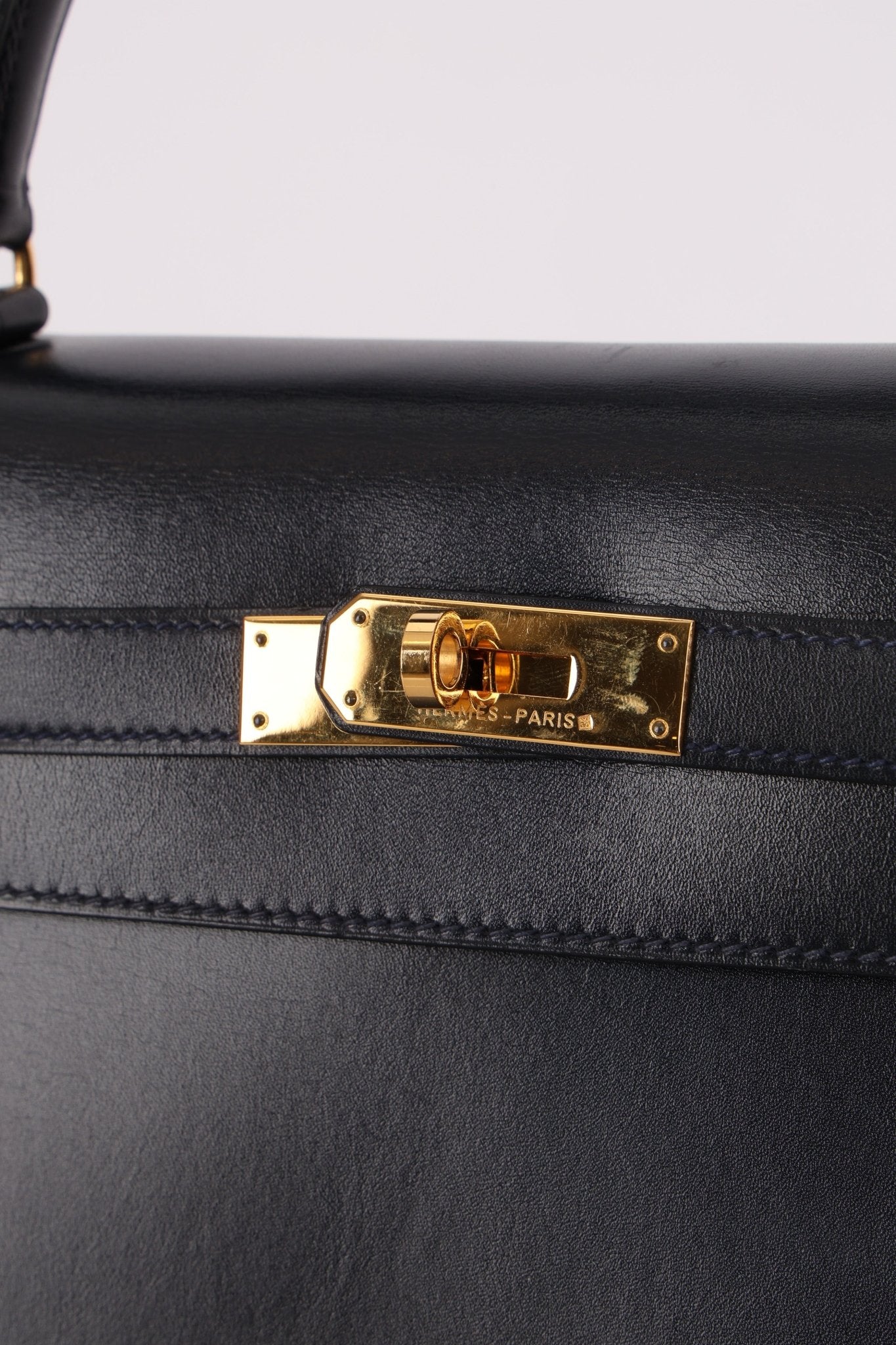 Hermès 1966 Bleu Marine Boxcalf Sellier Kelly 32 GHW - FashioNica