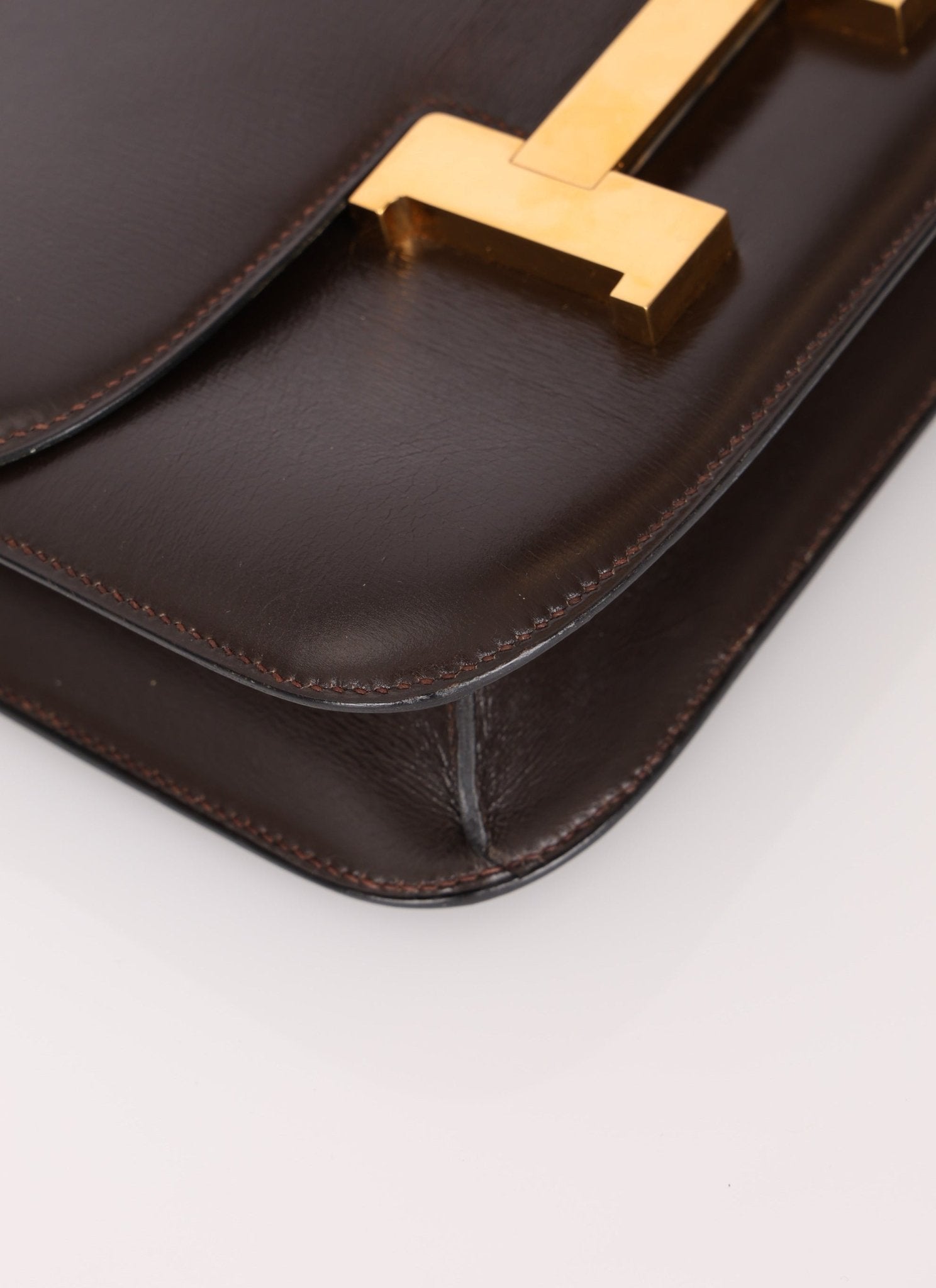 Hermès 1976 Chocolate Constance 23 GHW - FashioNica