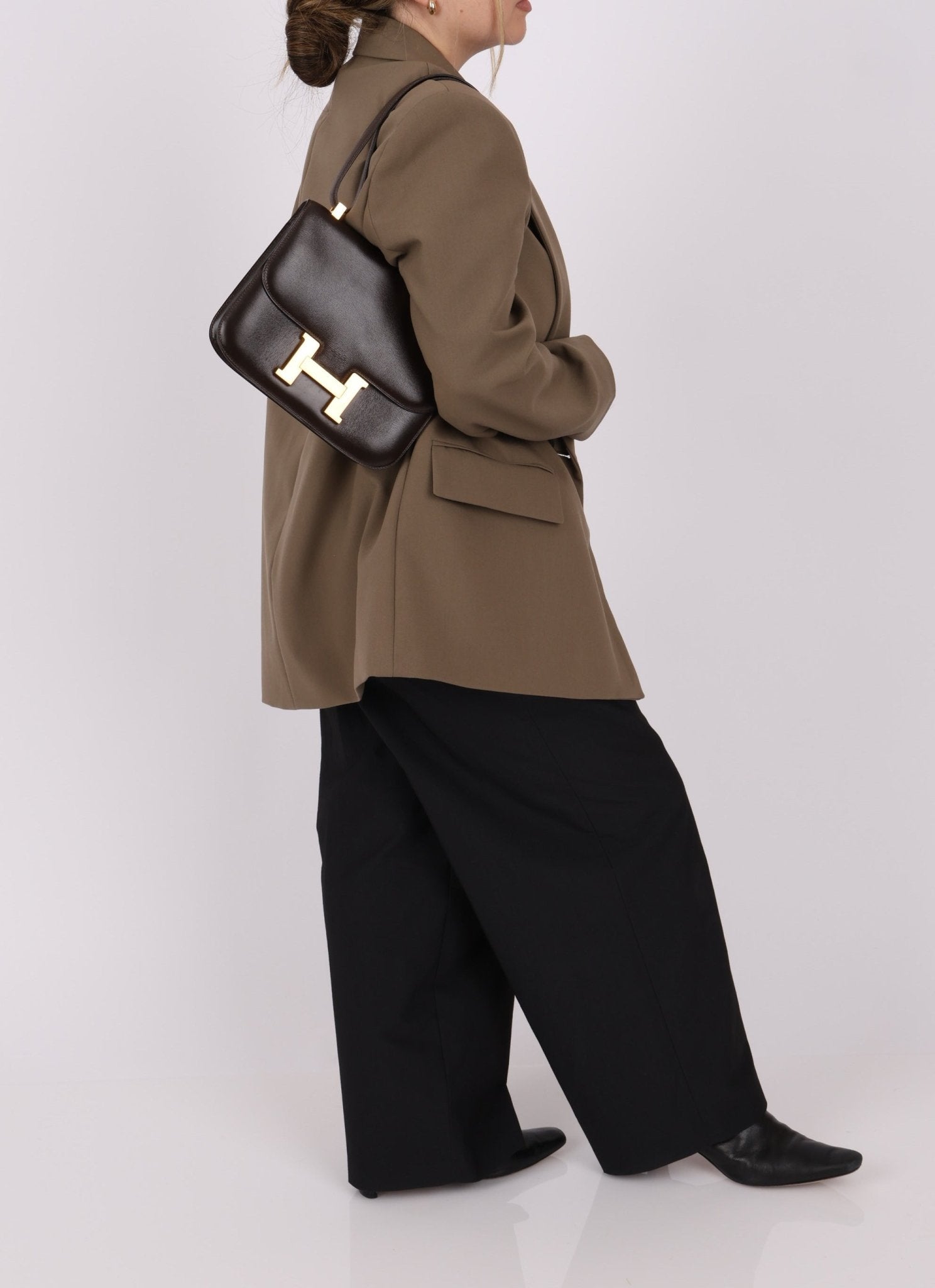 Hermès 1976 Chocolate Constance 23 GHW - FashioNica