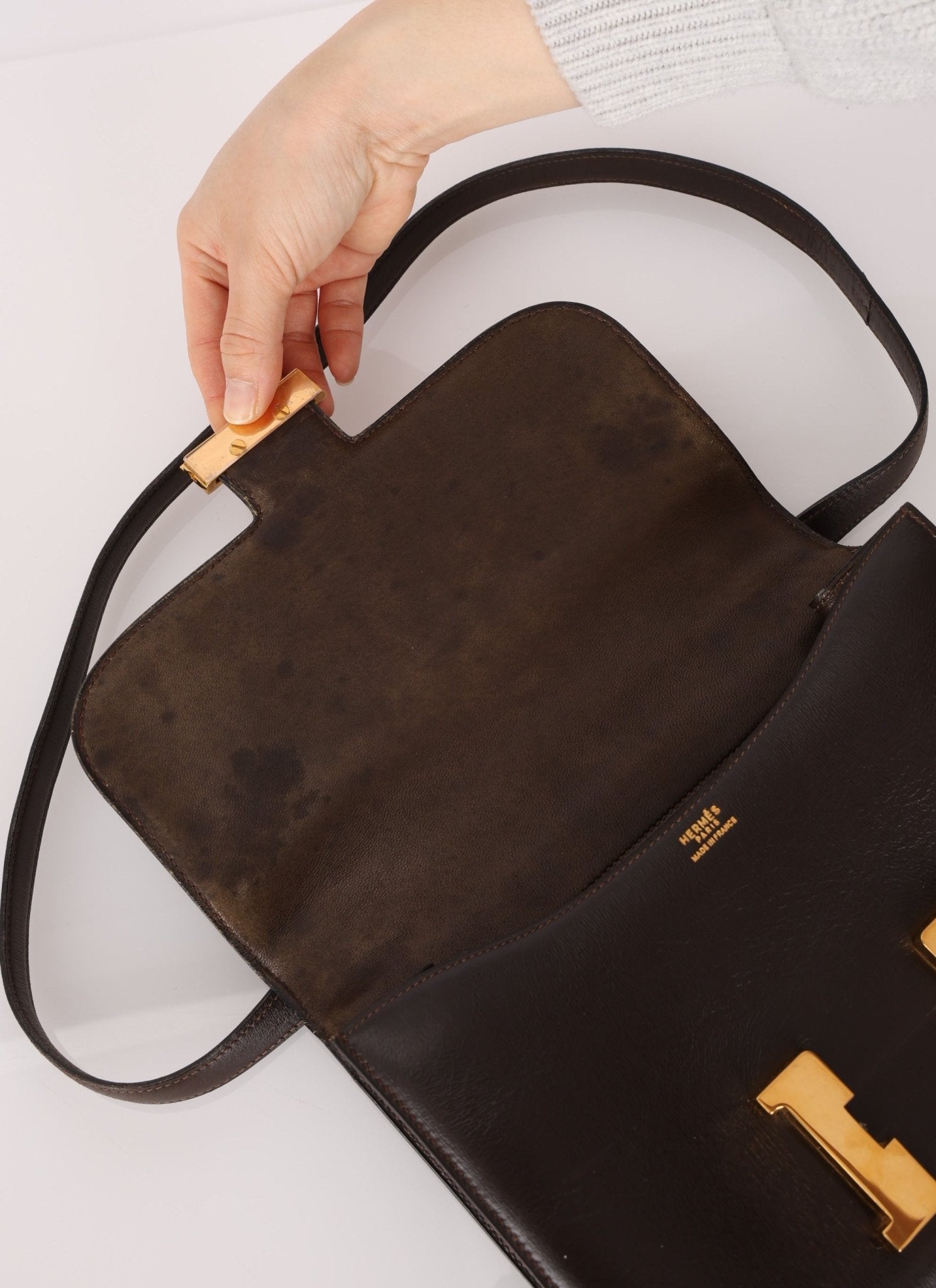 Hermès 1976 Chocolate Constance 23 GHW - FashioNica