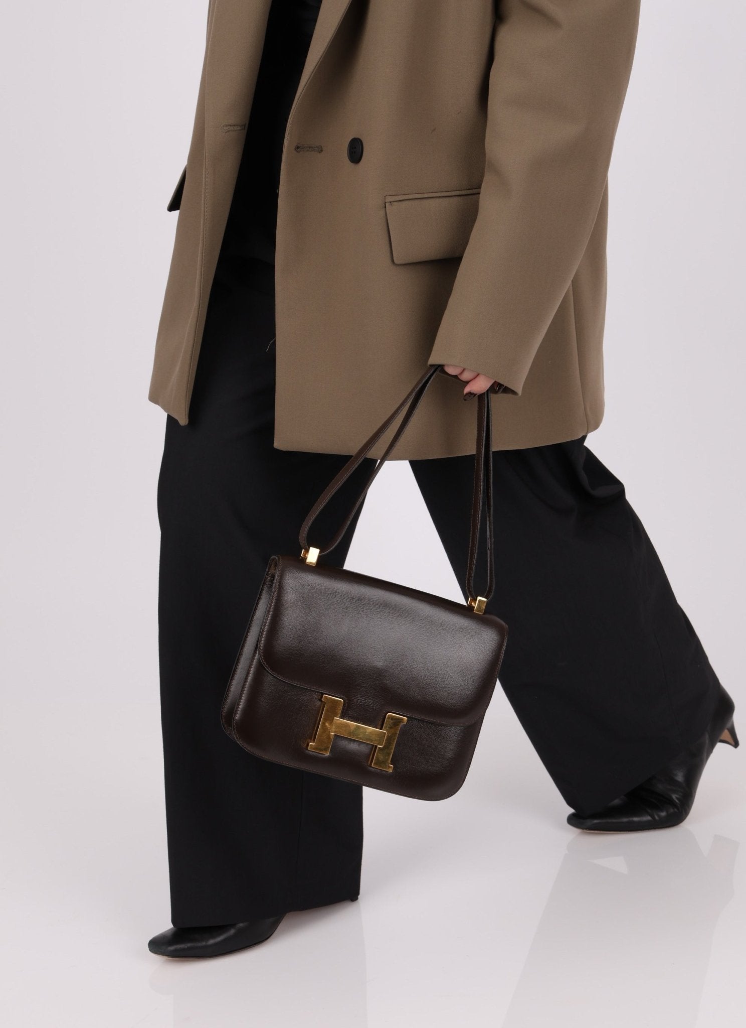 Hermès 1976 Chocolate Constance 23 GHW - FashioNica