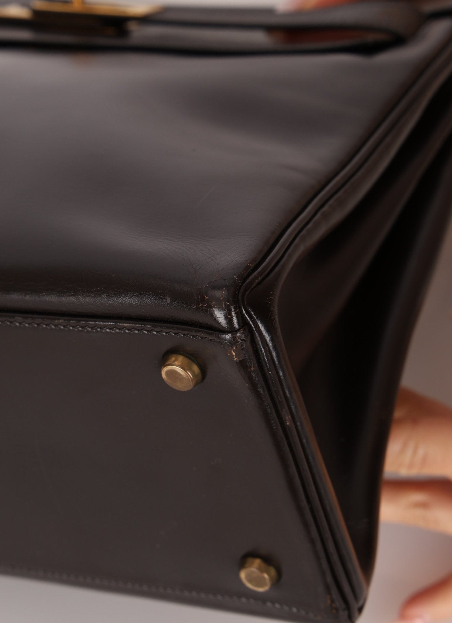 Hermès 1979 Chocolate Box Retourne Kelly 32 with Strap - FashioNica