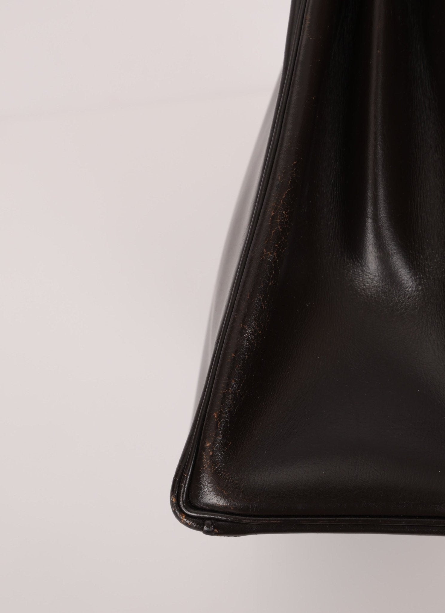 Hermès 1979 Chocolate Box Retourne Kelly 32 with Strap - FashioNica