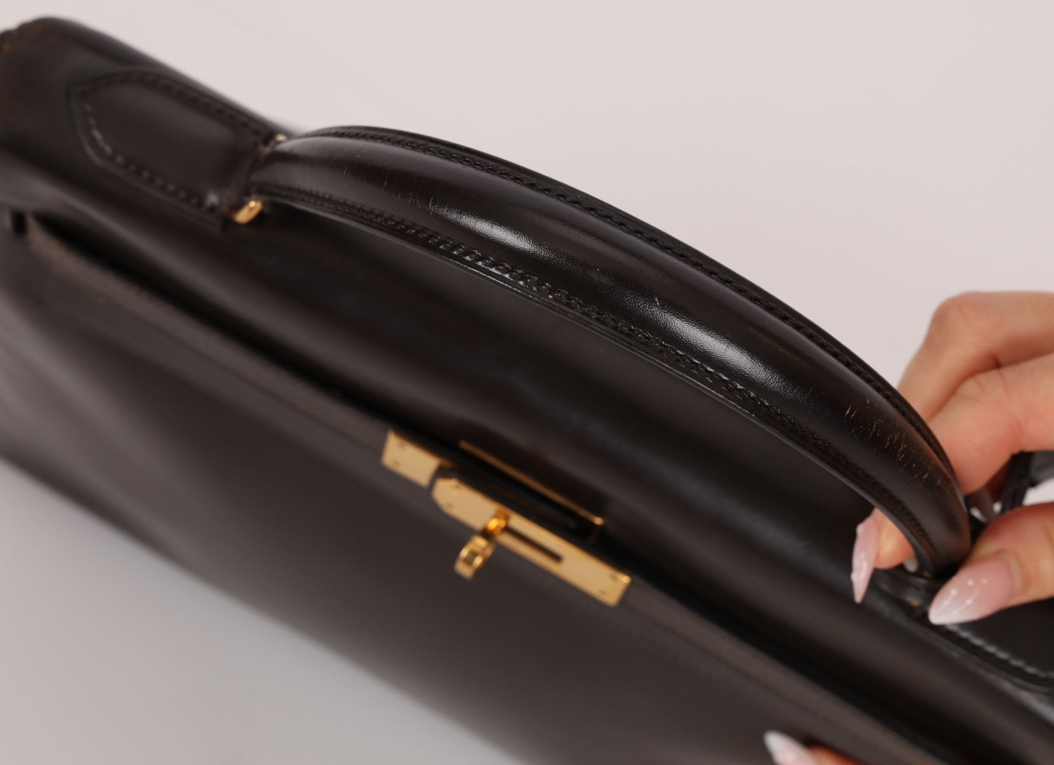 Hermès 1979 Chocolate Box Retourne Kelly 32 with Strap - FashioNica