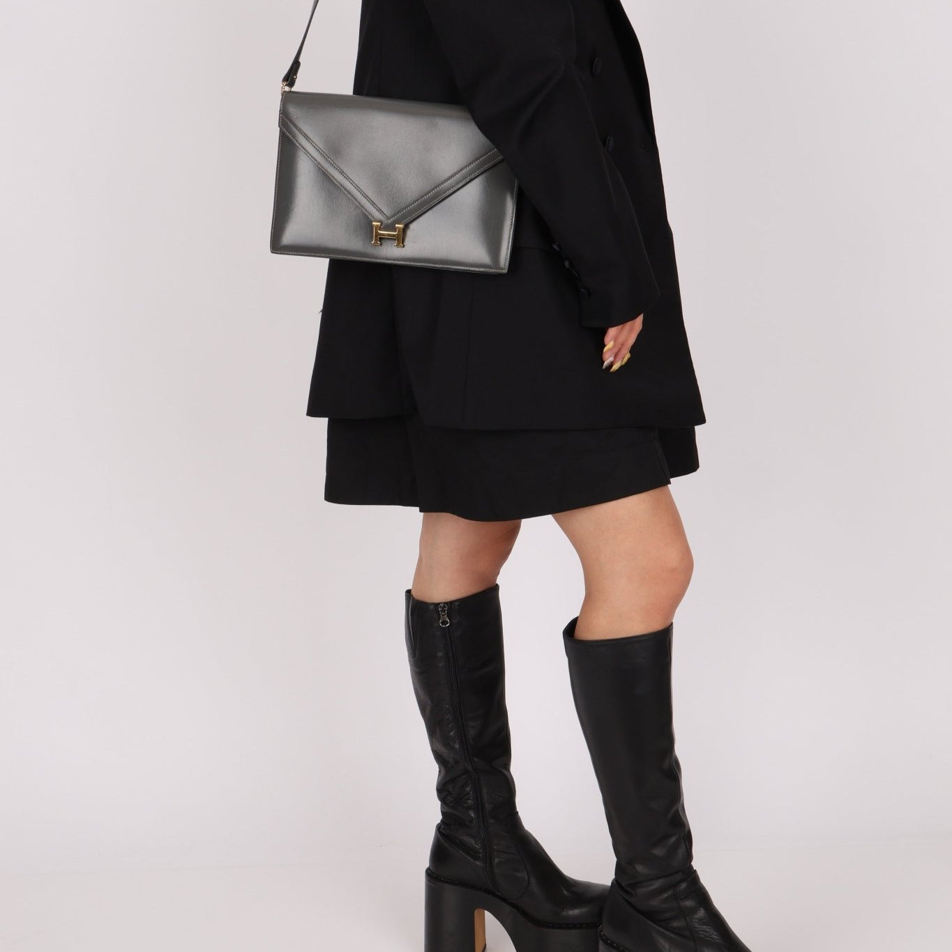 Hermès 1982 Graphite Box Lydie GHW - FashioNica
