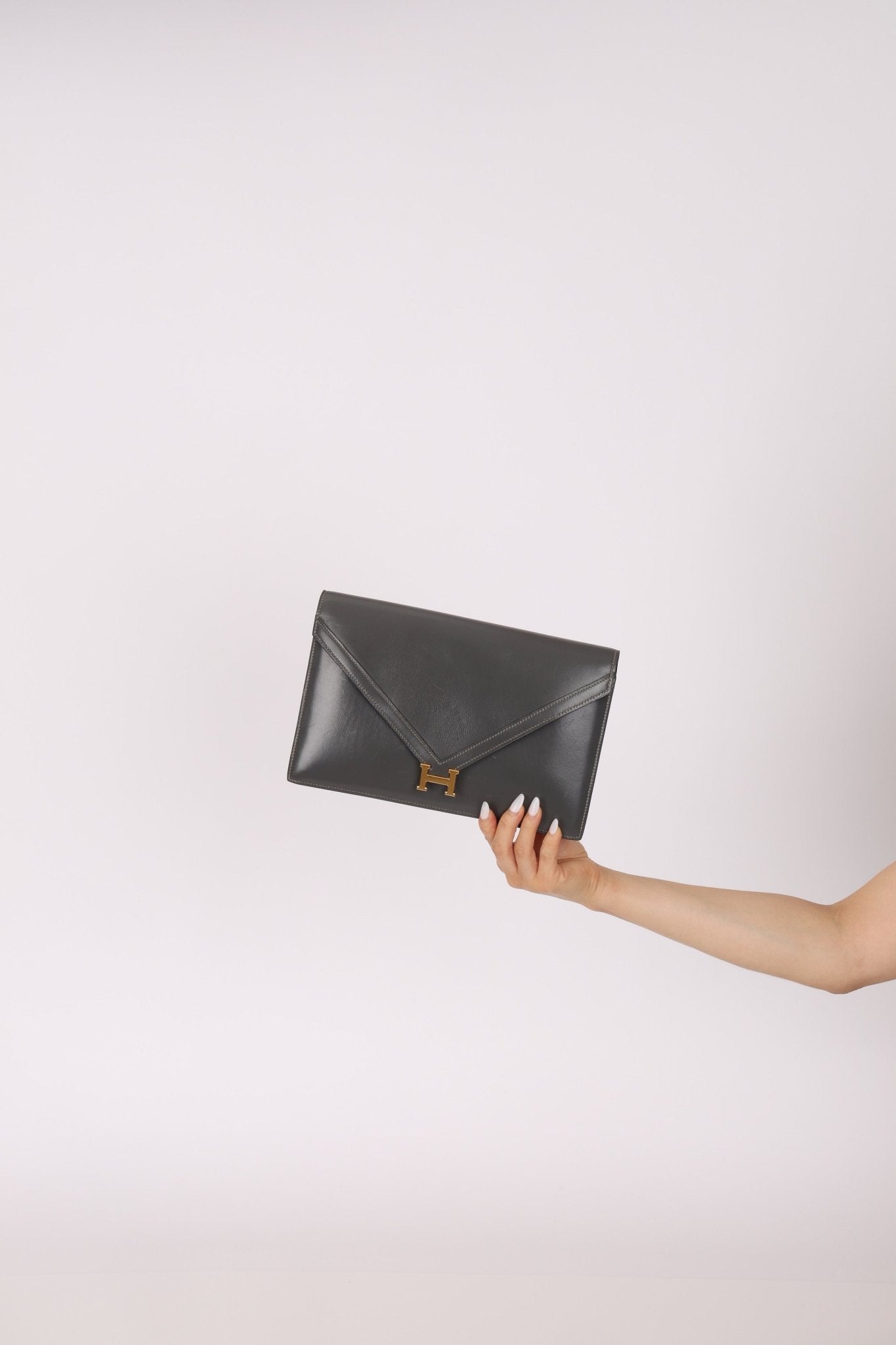 Hermès 1982 Graphite Box Lydie GHW - FashioNica