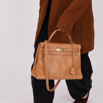 Hermès 1992 Natural Courchevel Retourne Kelly 32 GHW with Strap - FashioNica