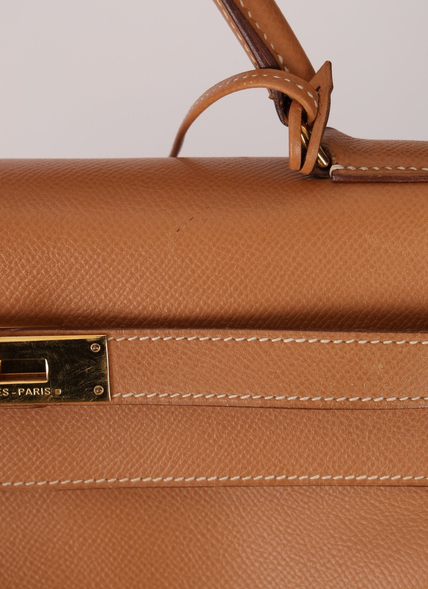 Hermès 1992 Natural Courchevel Retourne Kelly 32 GHW with Strap - FashioNica