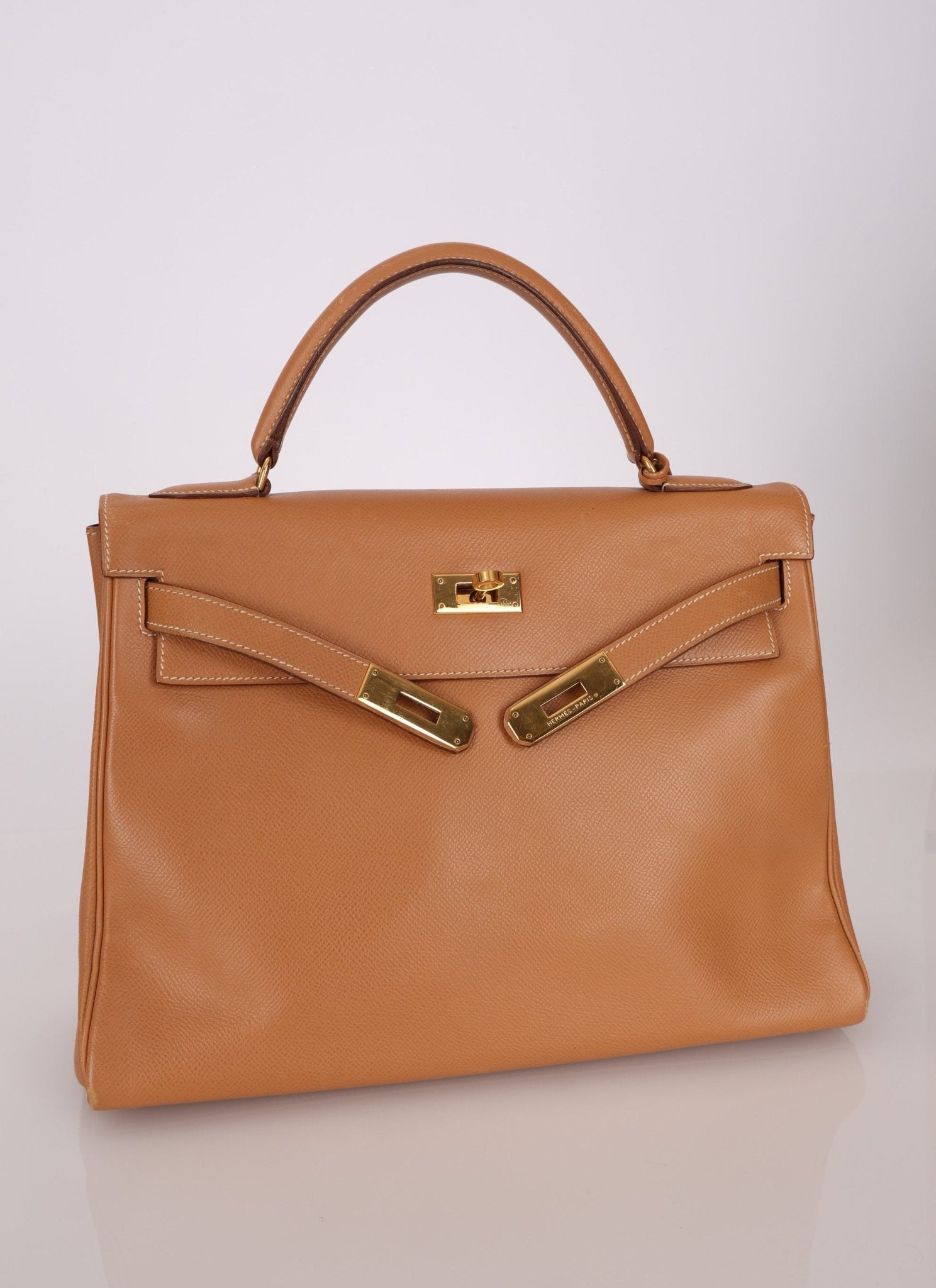 Hermès 1992 Natural Courchevel Retourne Kelly 32 GHW with Strap - FashioNica