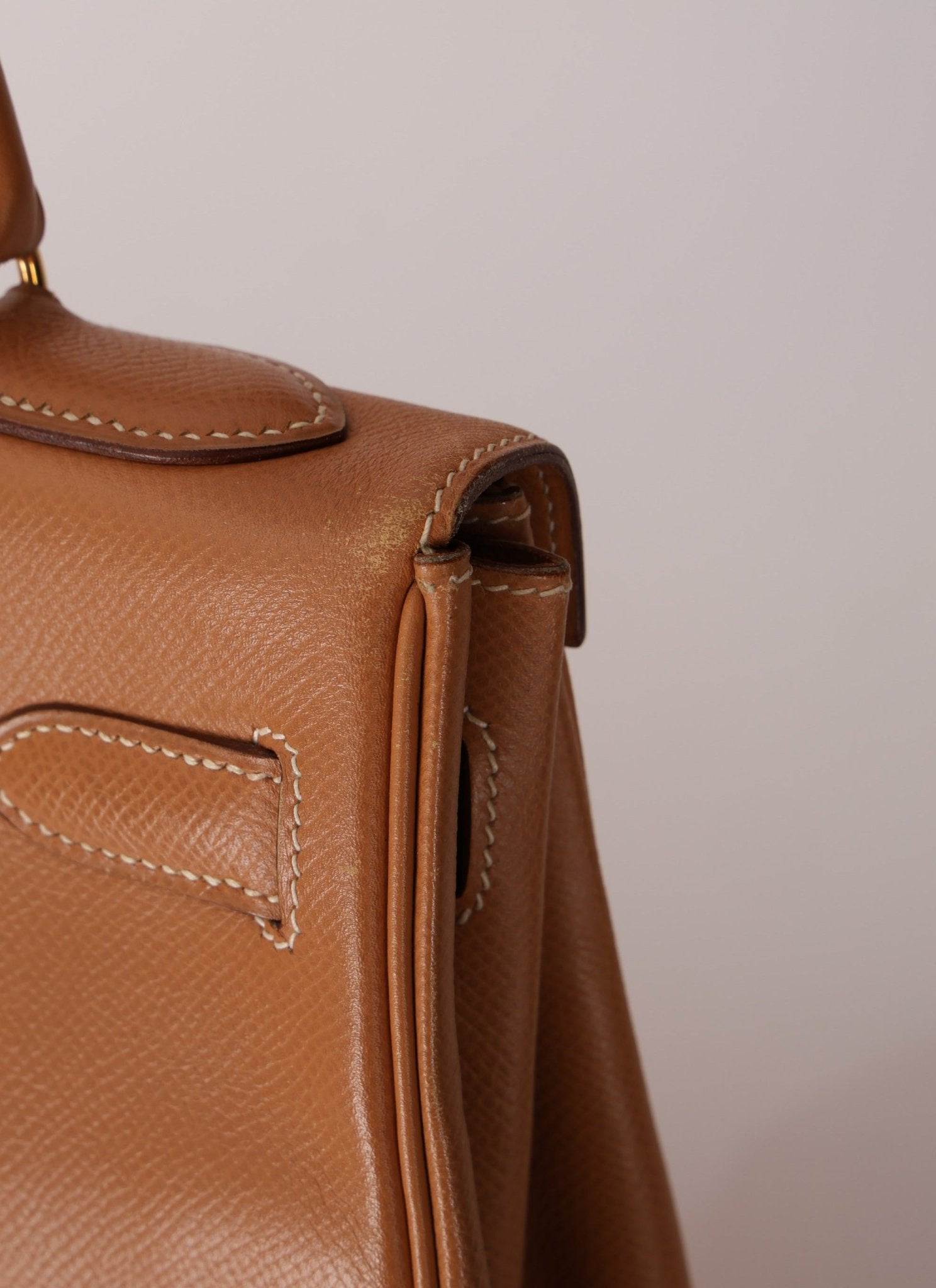 Hermès 1992 Natural Courchevel Retourne Kelly 32 GHW with Strap - FashioNica