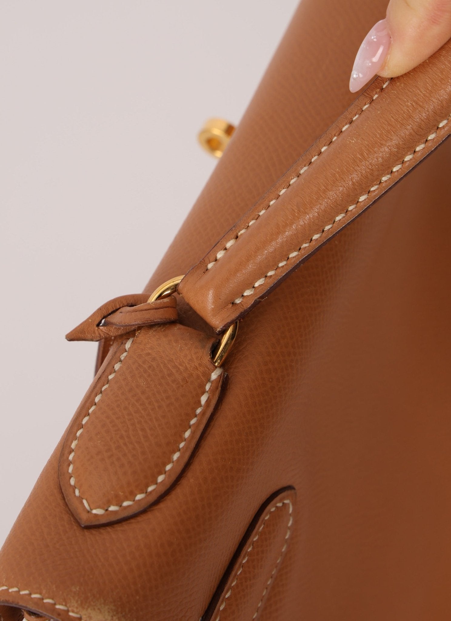 Hermès 1992 Natural Courchevel Retourne Kelly 32 GHW with Strap - FashioNica