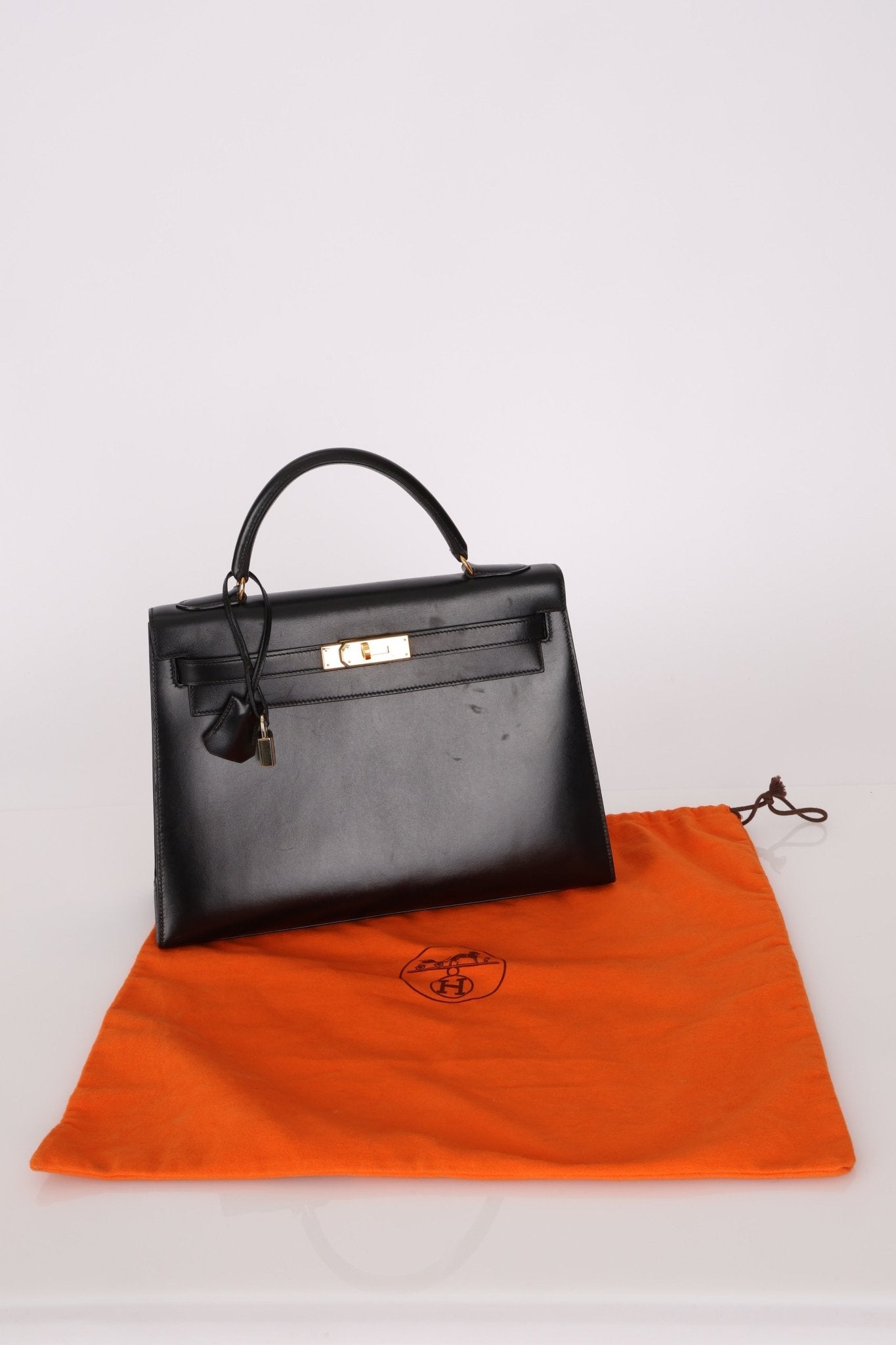 Hermès 1993 Black Box Sellier Kelly 32 GHW - FashioNica