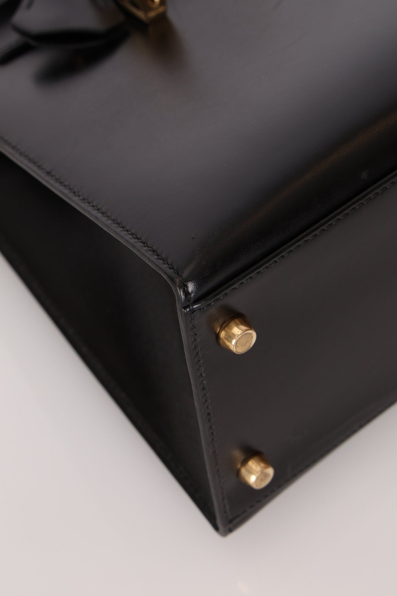 Hermès 1993 Black Box Sellier Kelly 32 GHW - FashioNica