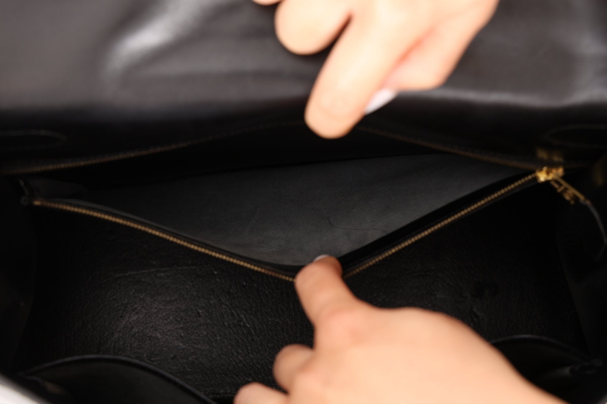 Hermès 1993 Black Box Sellier Kelly 32 GHW - FashioNica