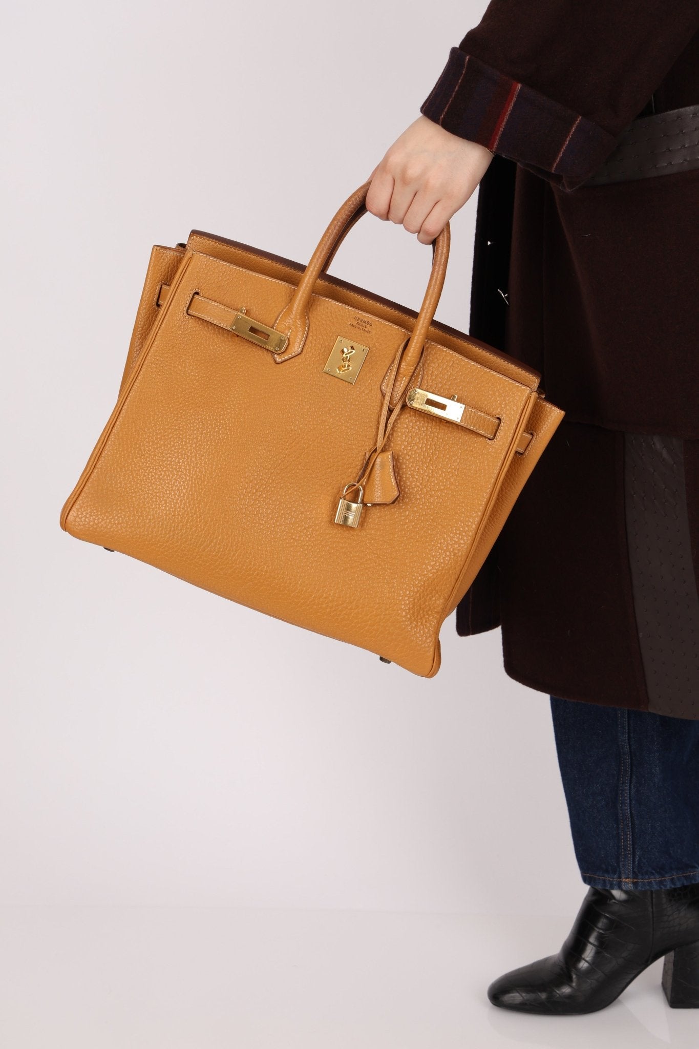 Hermès 1993 Gold Buffalo Birkin HAC 32 Retourne GHW - FashioNica