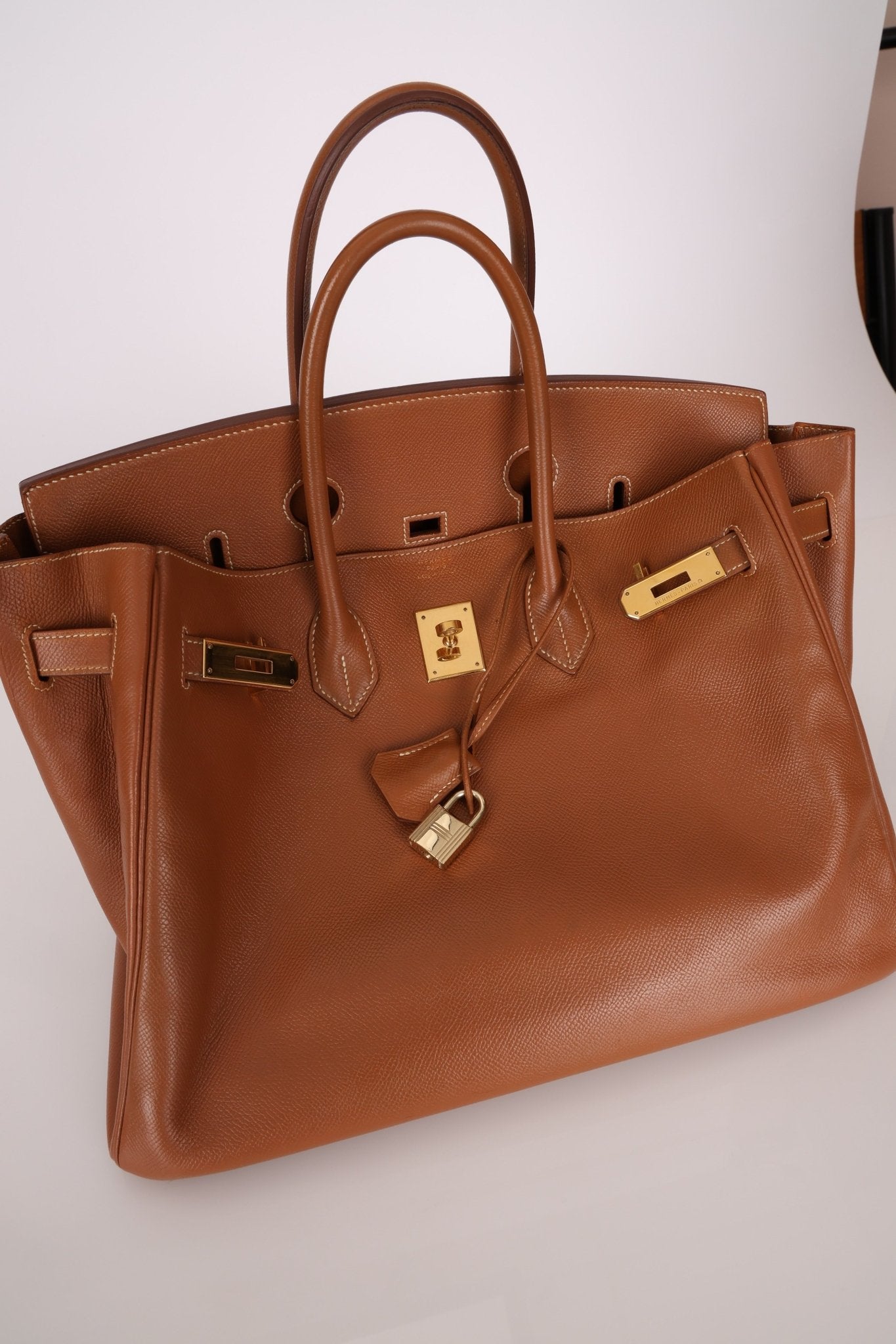 Hermès 1997 Gold Courchevel Retourne Birkin 35 GHW - FashioNica