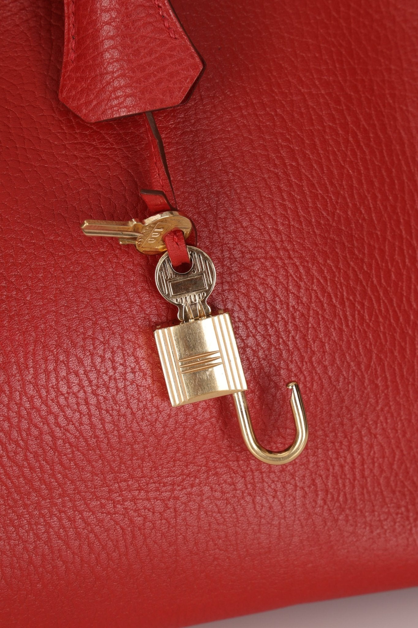 Hermès 1997 Retourne Rouge Vif Ardennes Birkin 35 GHW - FashioNica