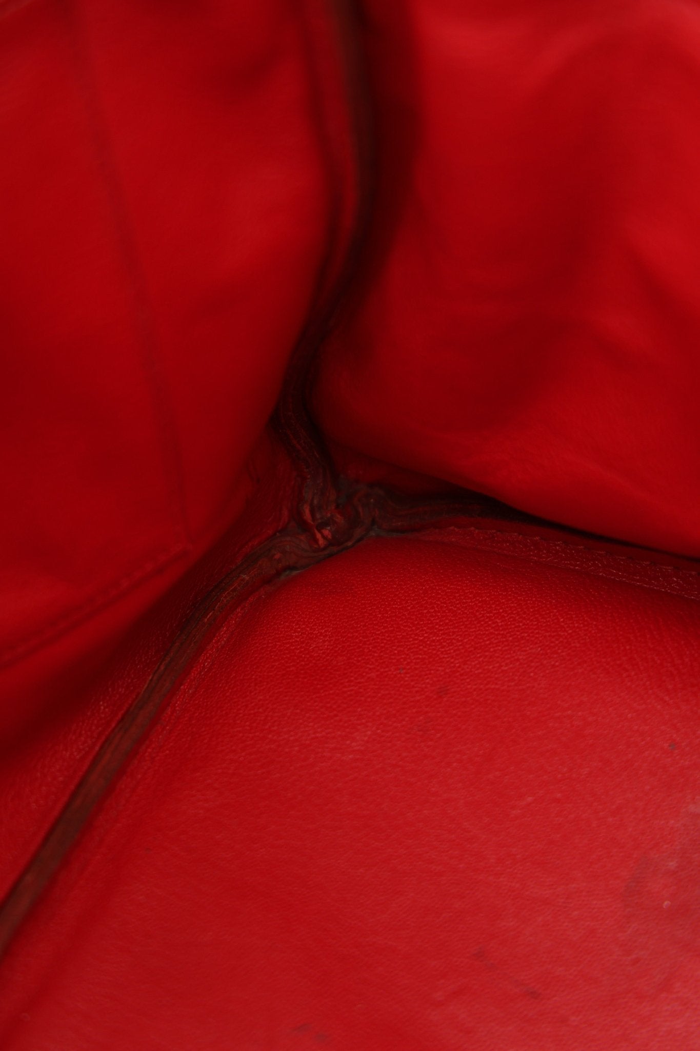 Hermès 1997 Retourne Rouge Vif Ardennes Birkin 35 GHW - FashioNica