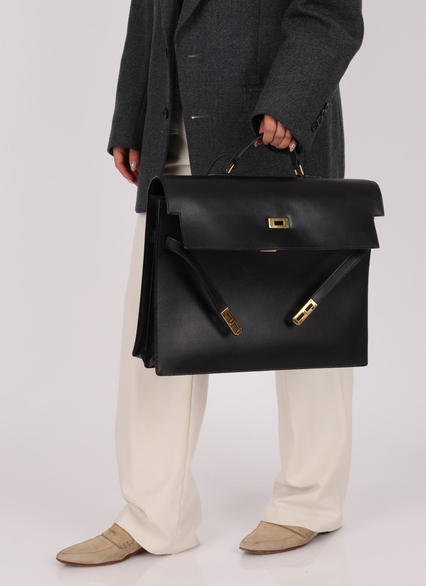 Hermès 2000 Noir Box Kelly Dépêches 38 GHW - FashioNica