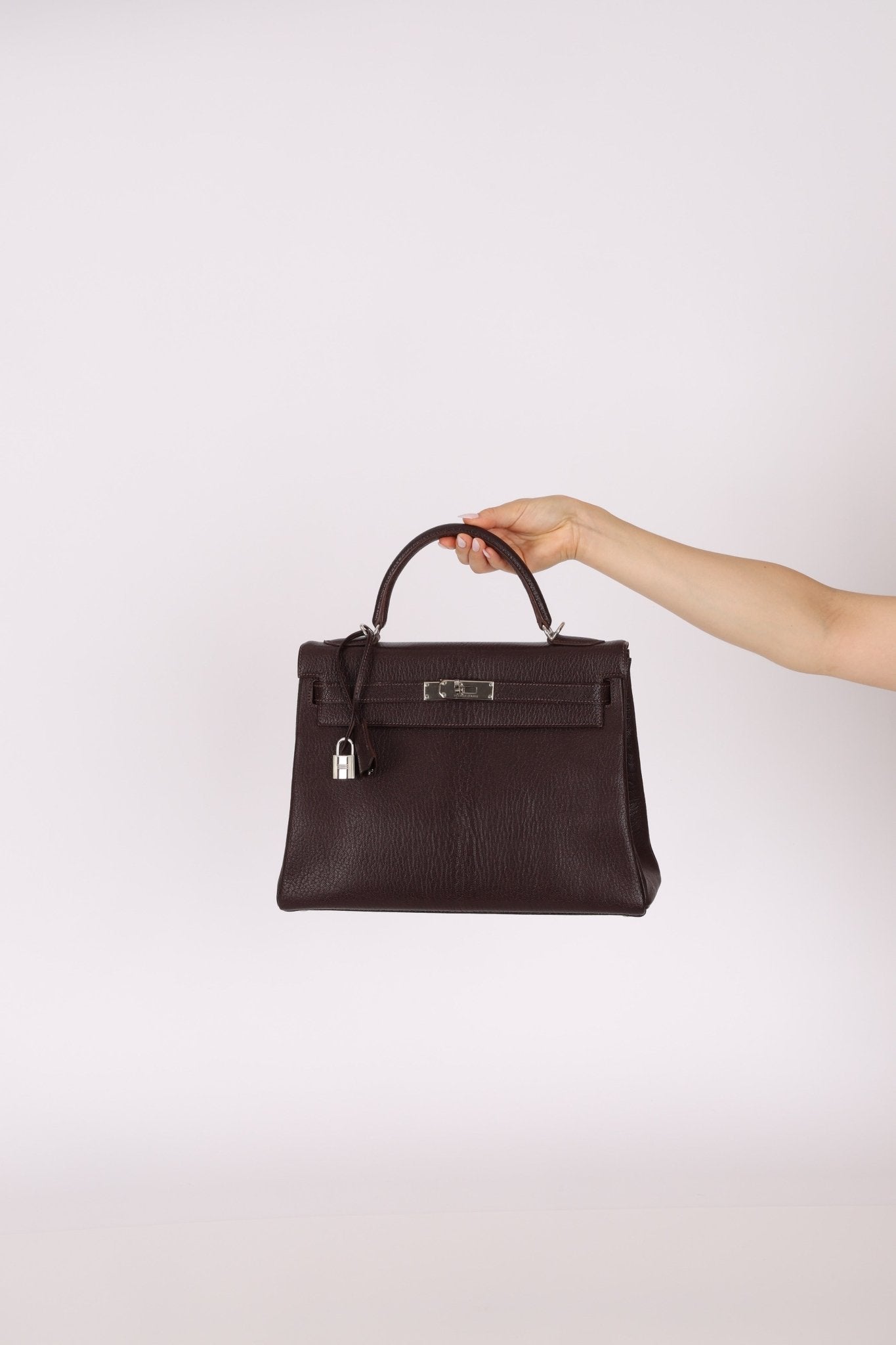 Hermès 2001 Ébène Fjord Retourne 32 Kelly PHW - FashioNica