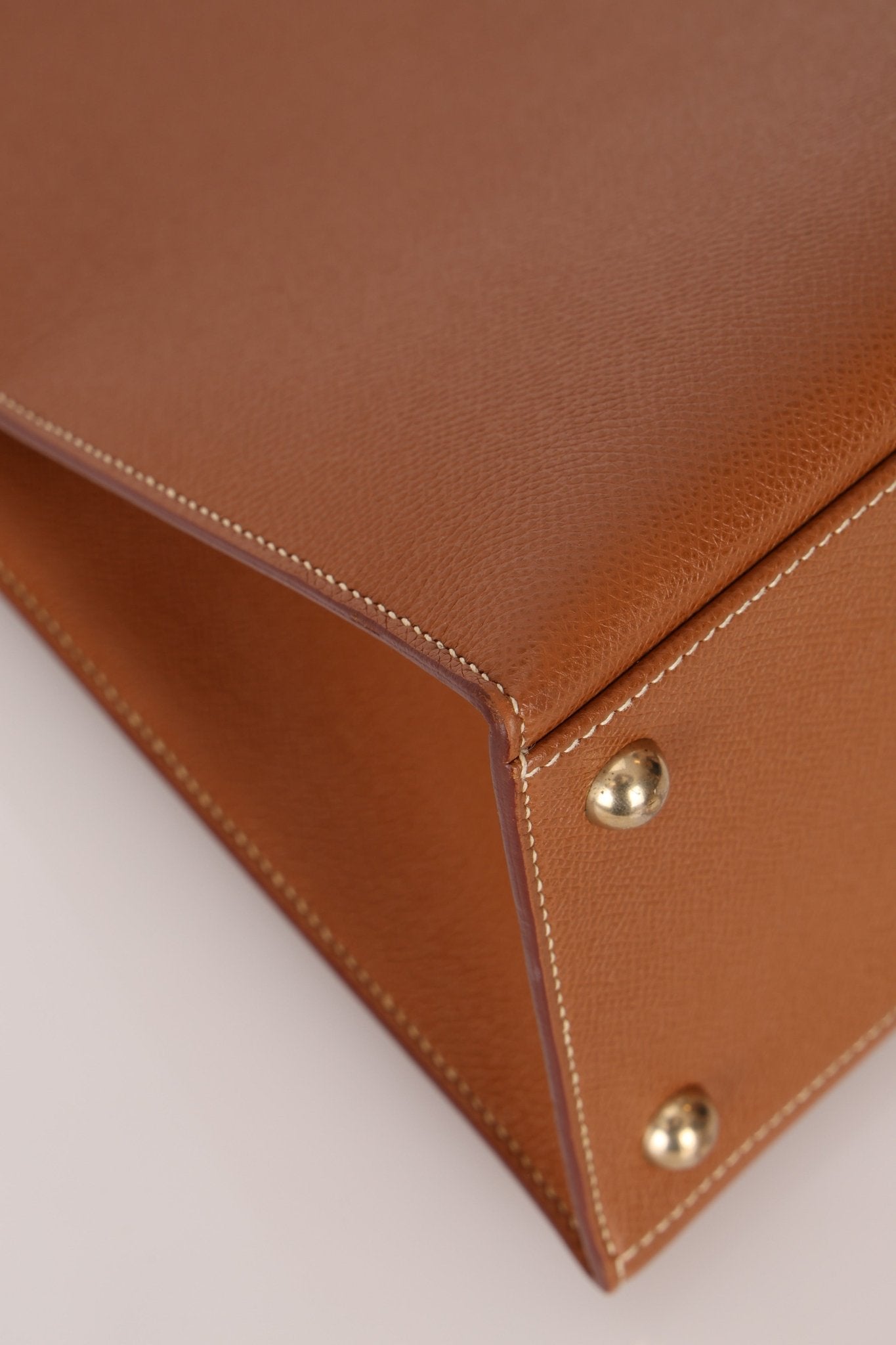 Hermès 2001 Gold Courchevel Dalvy 30 GHW - FashioNica