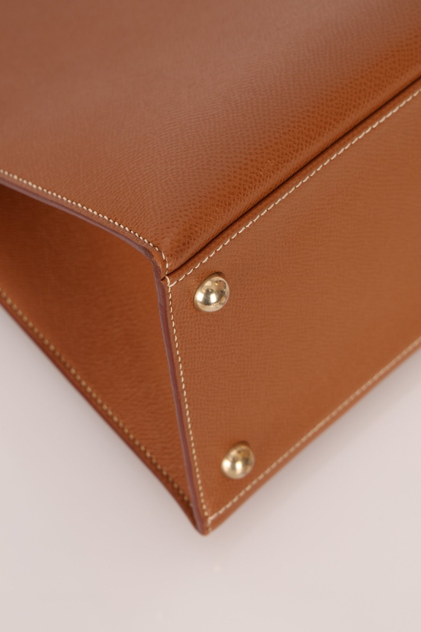 Hermès 2001 Gold Courchevel Dalvy 30 GHW - FashioNica