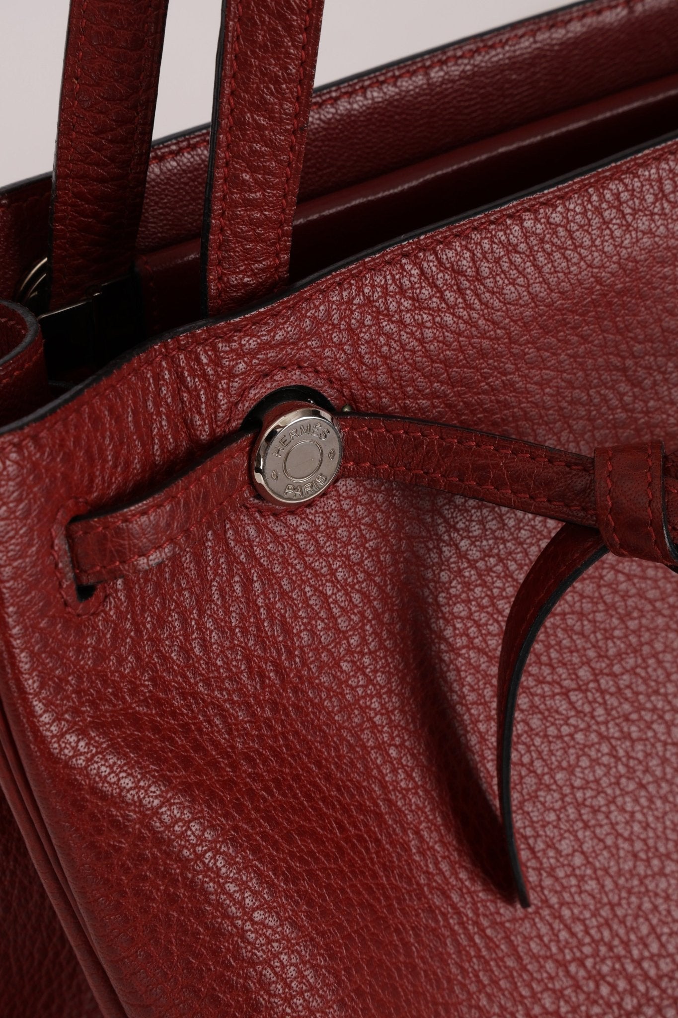 Hermès 2001 Rouge Buffalo Cabana 35 PHW - FashioNica