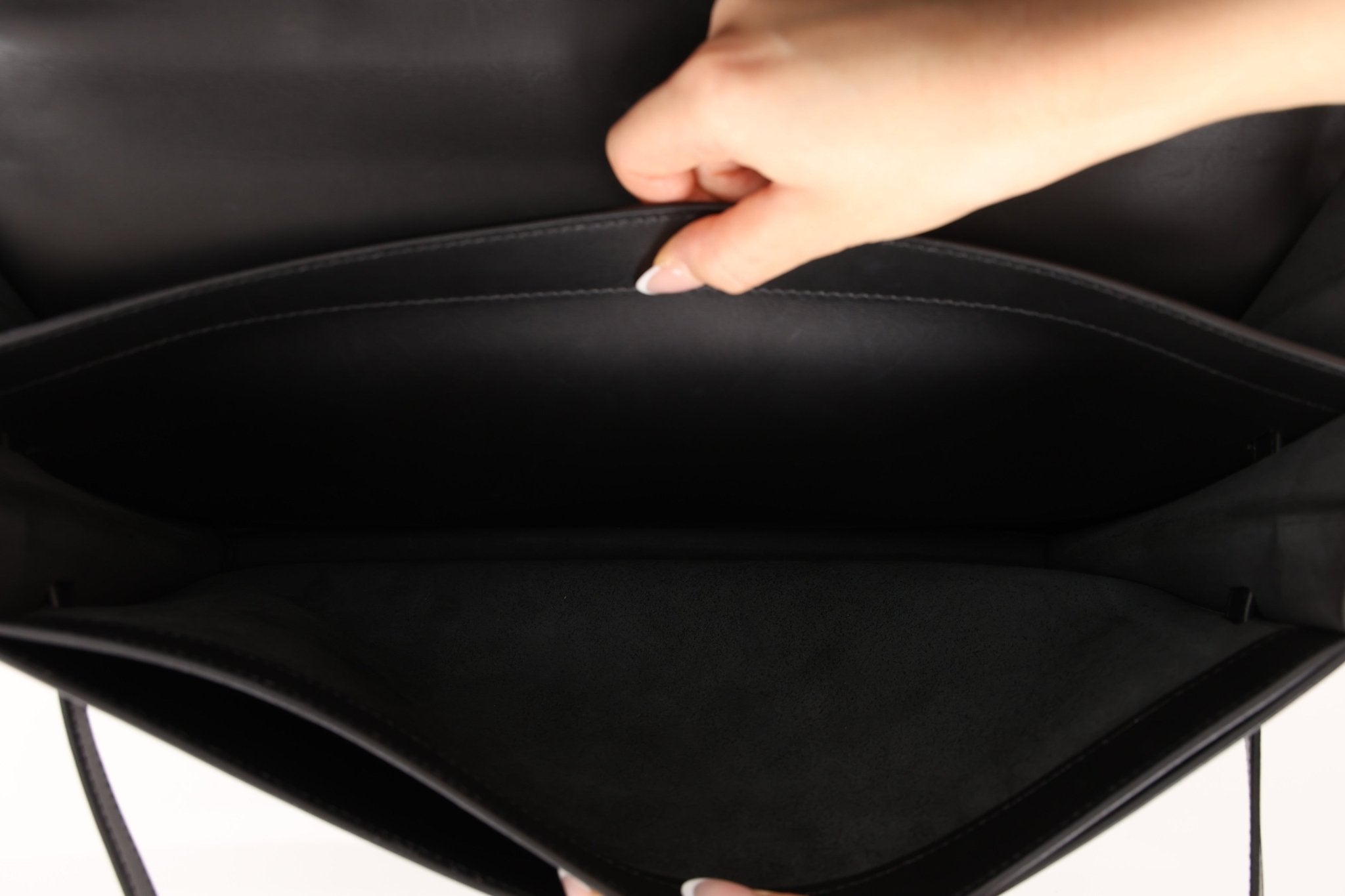 Hermès 2003 Noir Box Kelly Dépèche 34 PHW - FashioNica