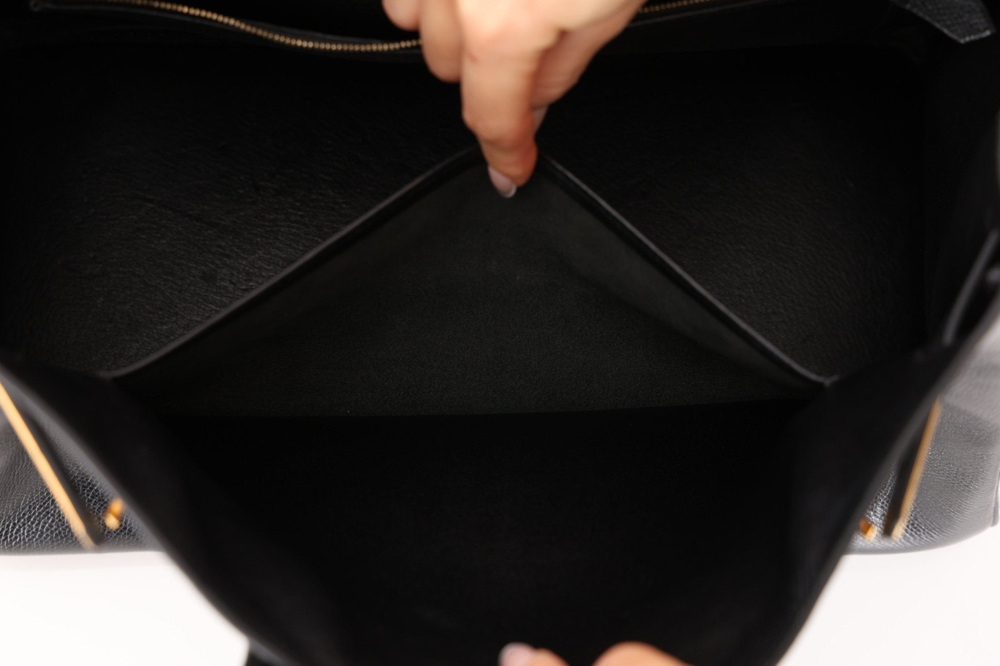 Hermès 2003 Noir Courchevel Retourne Birkin 35 GHW - FashioNica