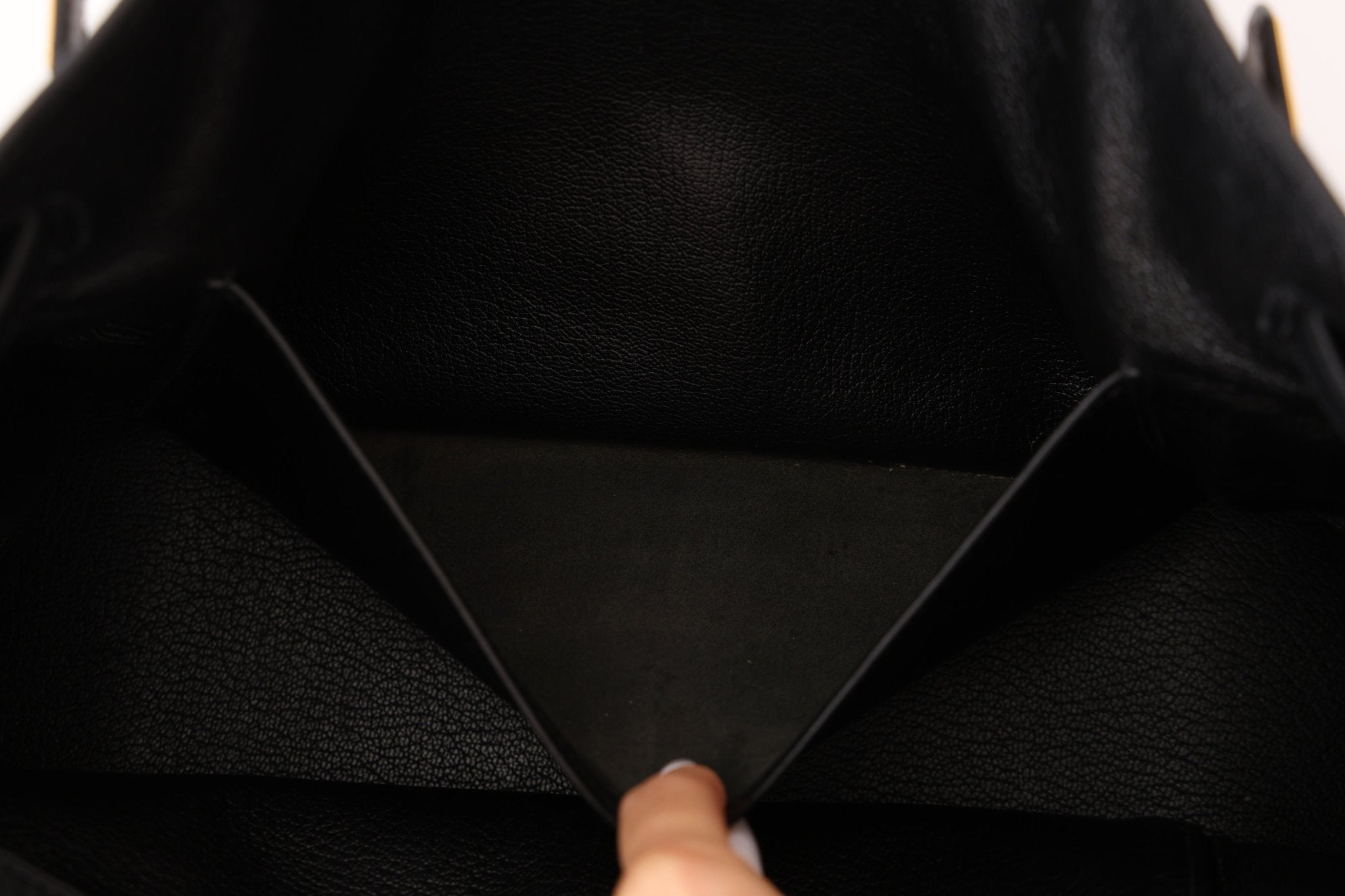 Hermès 2004 Noir Clemence Birkin 35 Retourne GHW - FashioNica