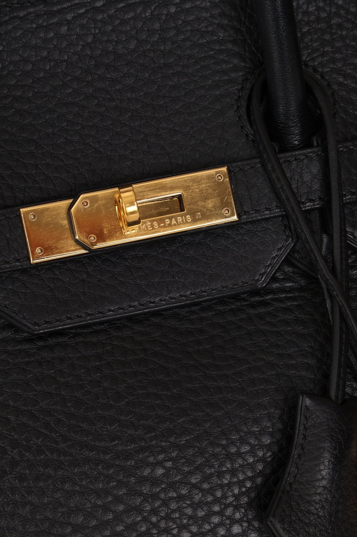 Hermès 2004 Noir Clemence Birkin 35 Retourne GHW - FashioNica