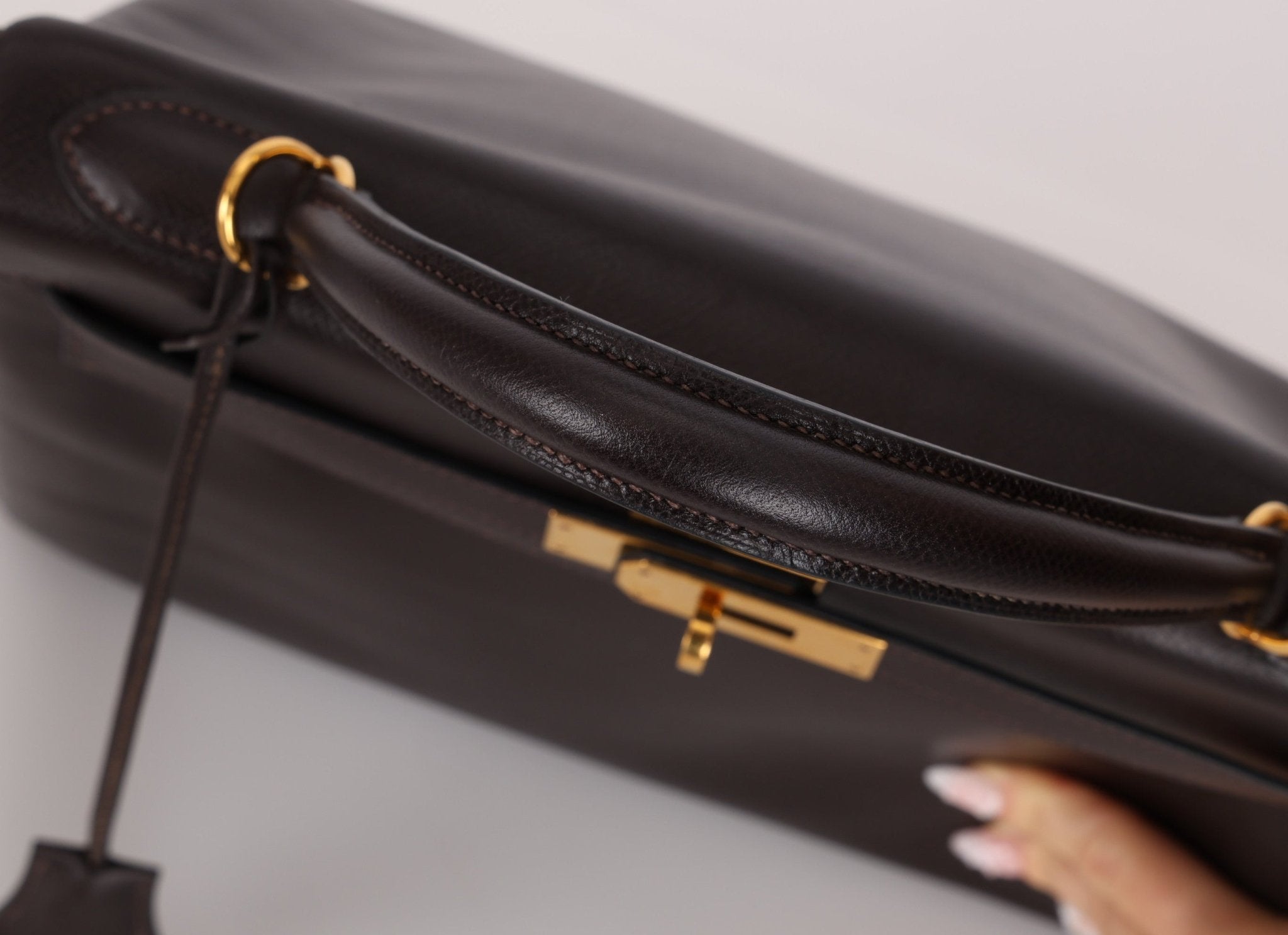 Hermès 2005 Chocolate Epsom Retourne Kelly 32 GHW - FashioNica