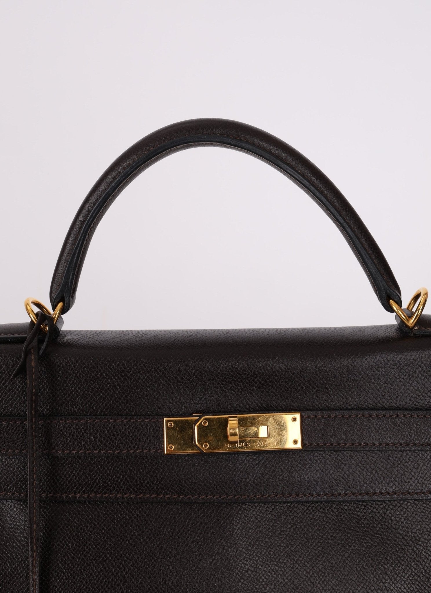 Hermès 2005 Chocolate Epsom Retourne Kelly 32 GHW - FashioNica