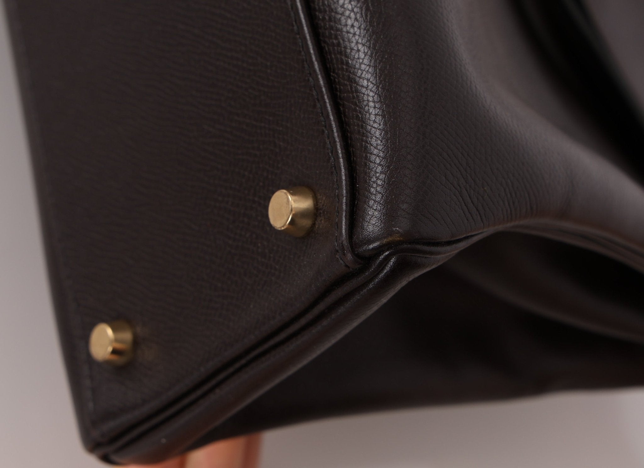 Hermès 2005 Chocolate Epsom Retourne Kelly 32 GHW - FashioNica