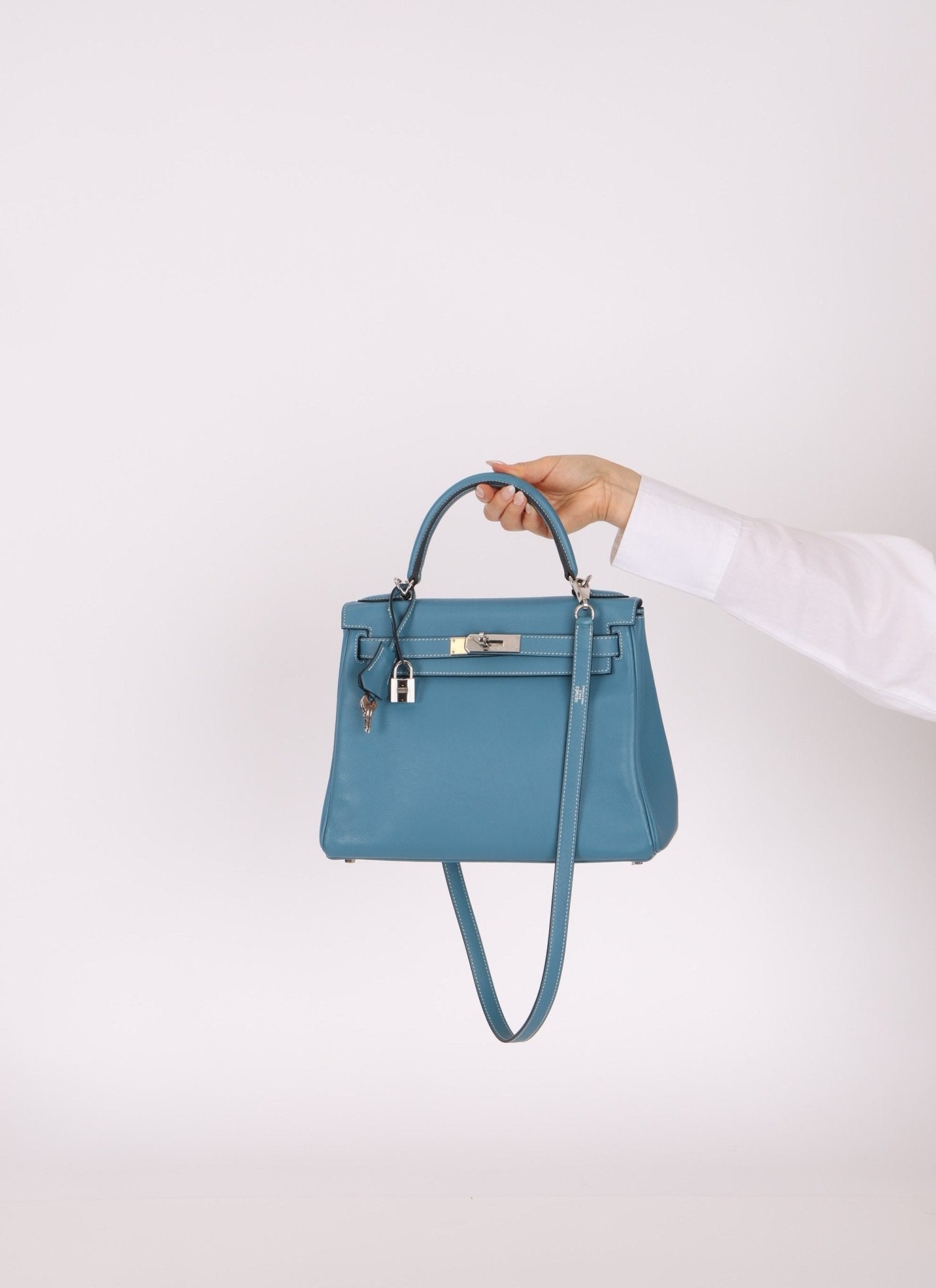Hermès 2006 Bleu Jean Swift Retourne Kelly 28 PHW - FashioNica