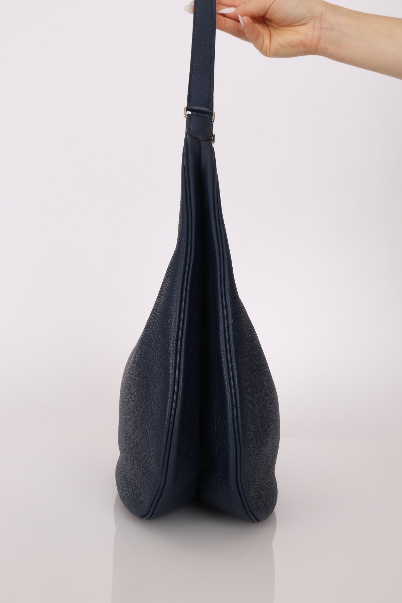 Hermès 2009 Bleu Indigo Clemence Gao Hobo - FashioNica