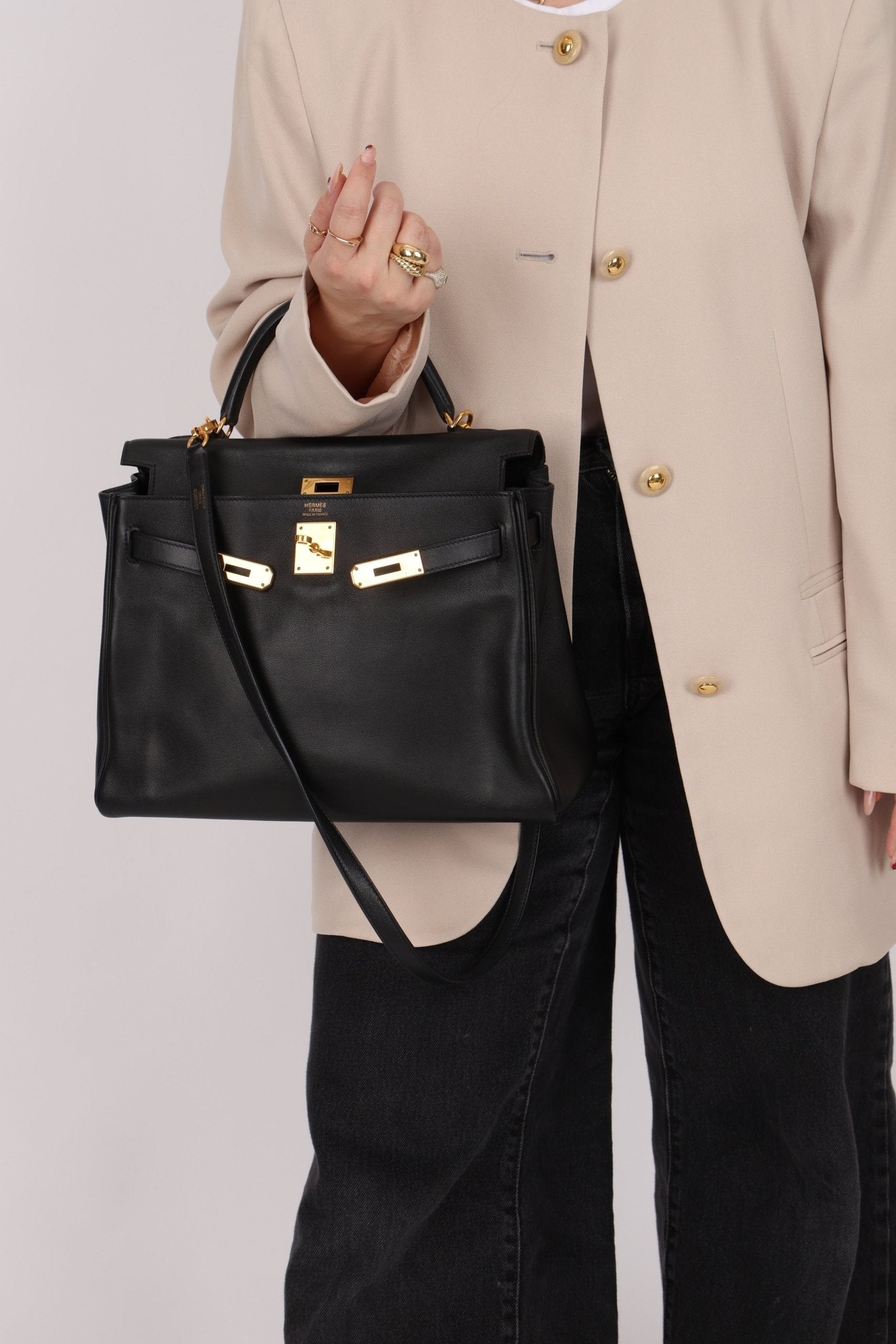 Hermès 2009 Noir Swift Kelly 32 GHW - FashioNica