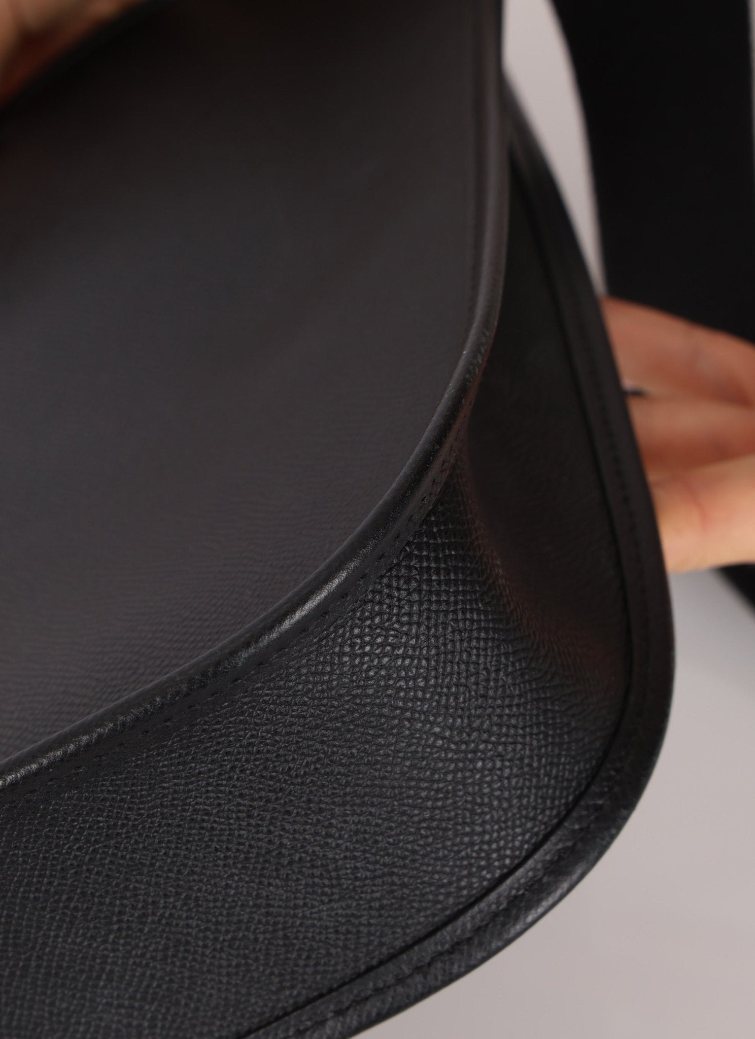 Hermès 2012 Noir Epsom Evelyne PM Gen l - FashioNica