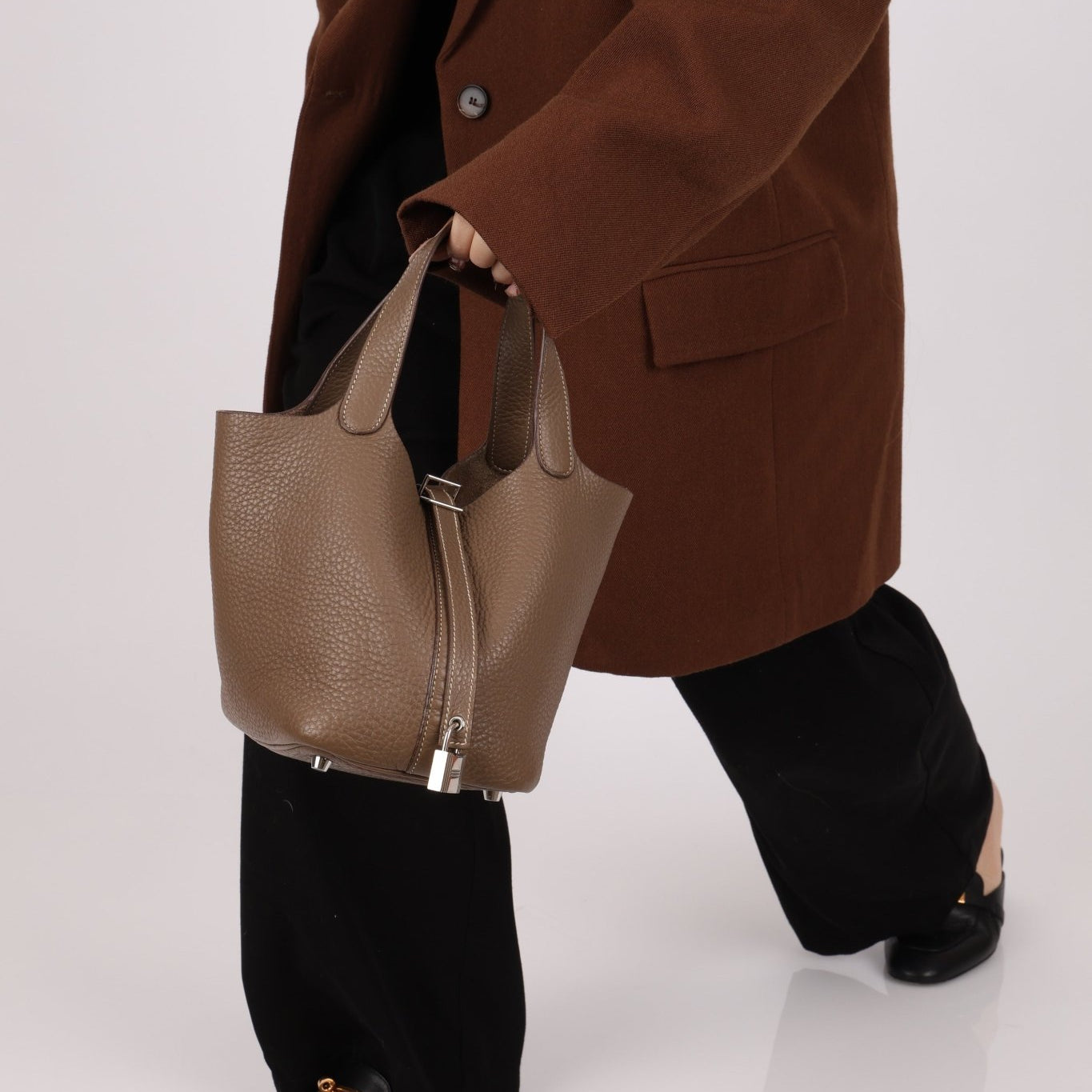 Hermès 2014 Etoupe Clemence Picotin 18 PHW - FashioNica