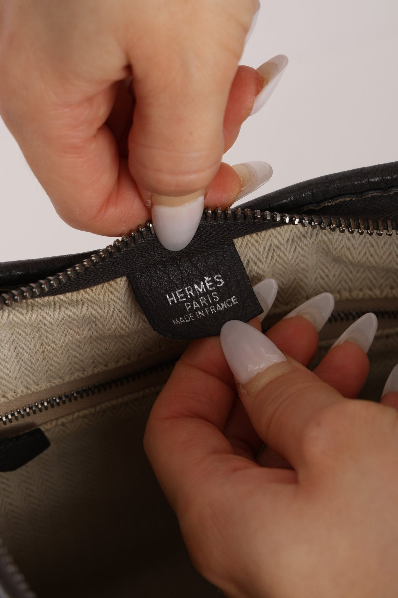 Hermès 2014 Graphite Taurillon Clemence Gao Hobo Bag - FashioNica