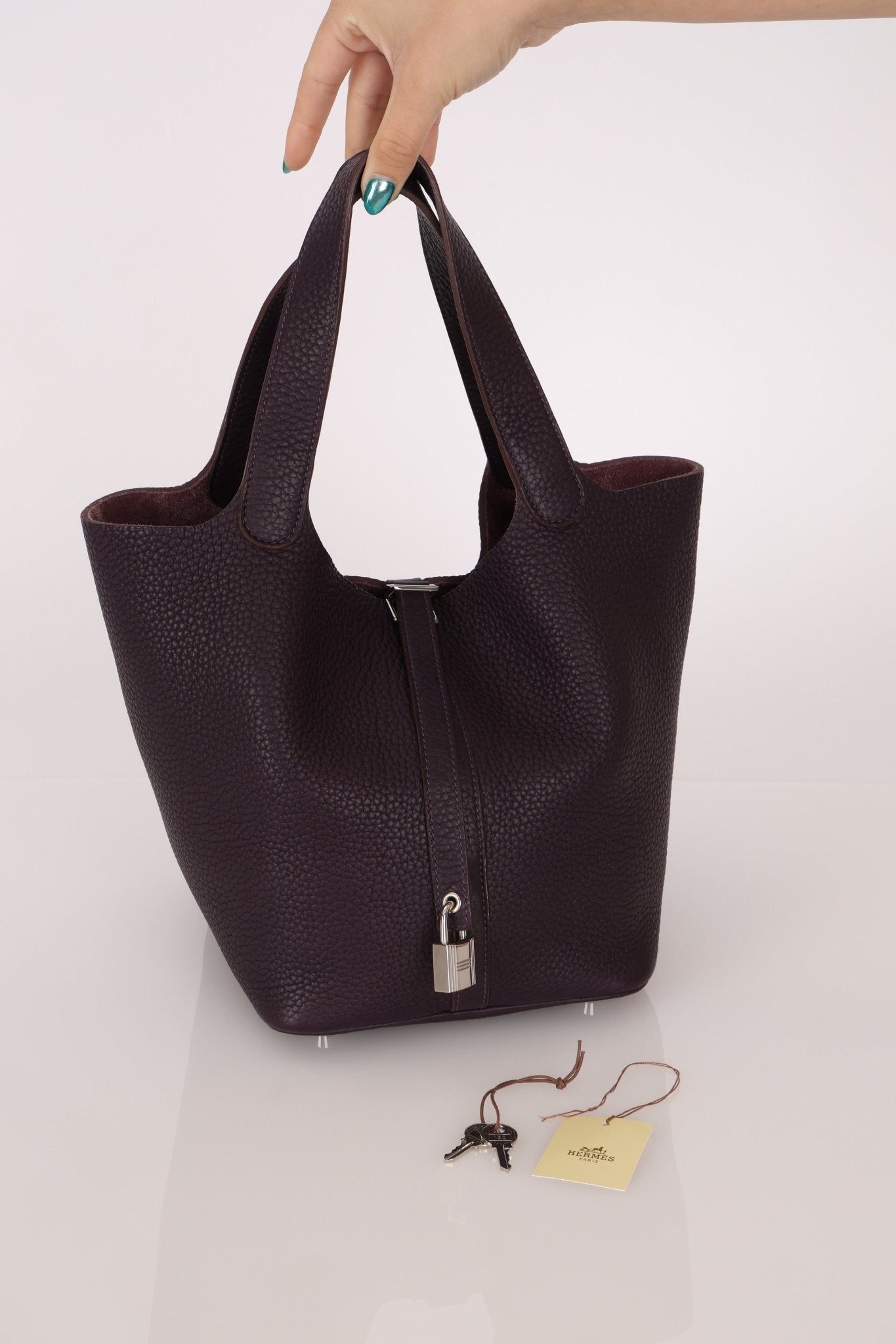 Hermès 2014 Raisin Taurillon Clemence Picotin 22 PHW - FashioNica