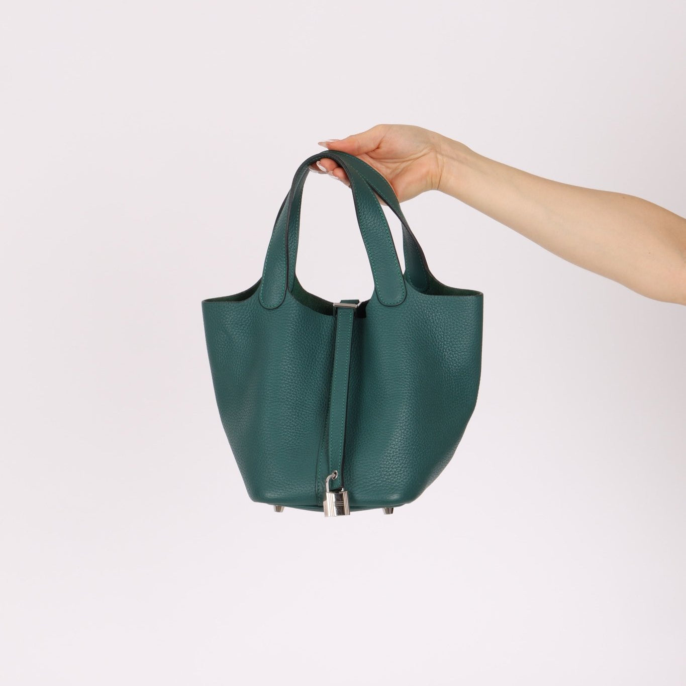 Hermès 2017 Malachite Clemence Picotin 18 PHW - FashioNica