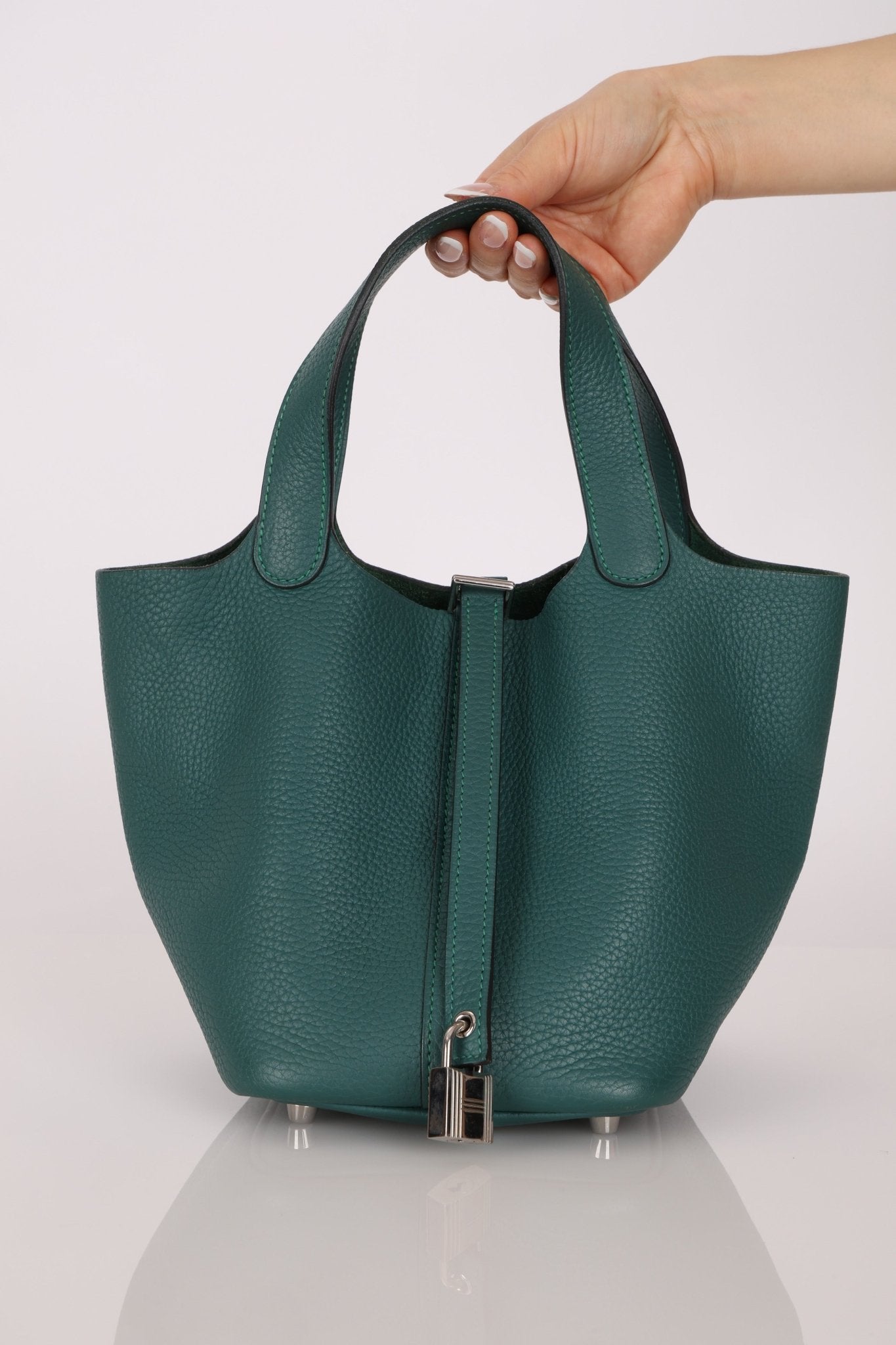 Hermès 2017 Malachite Clemence Picotin 18 PHW - FashioNica