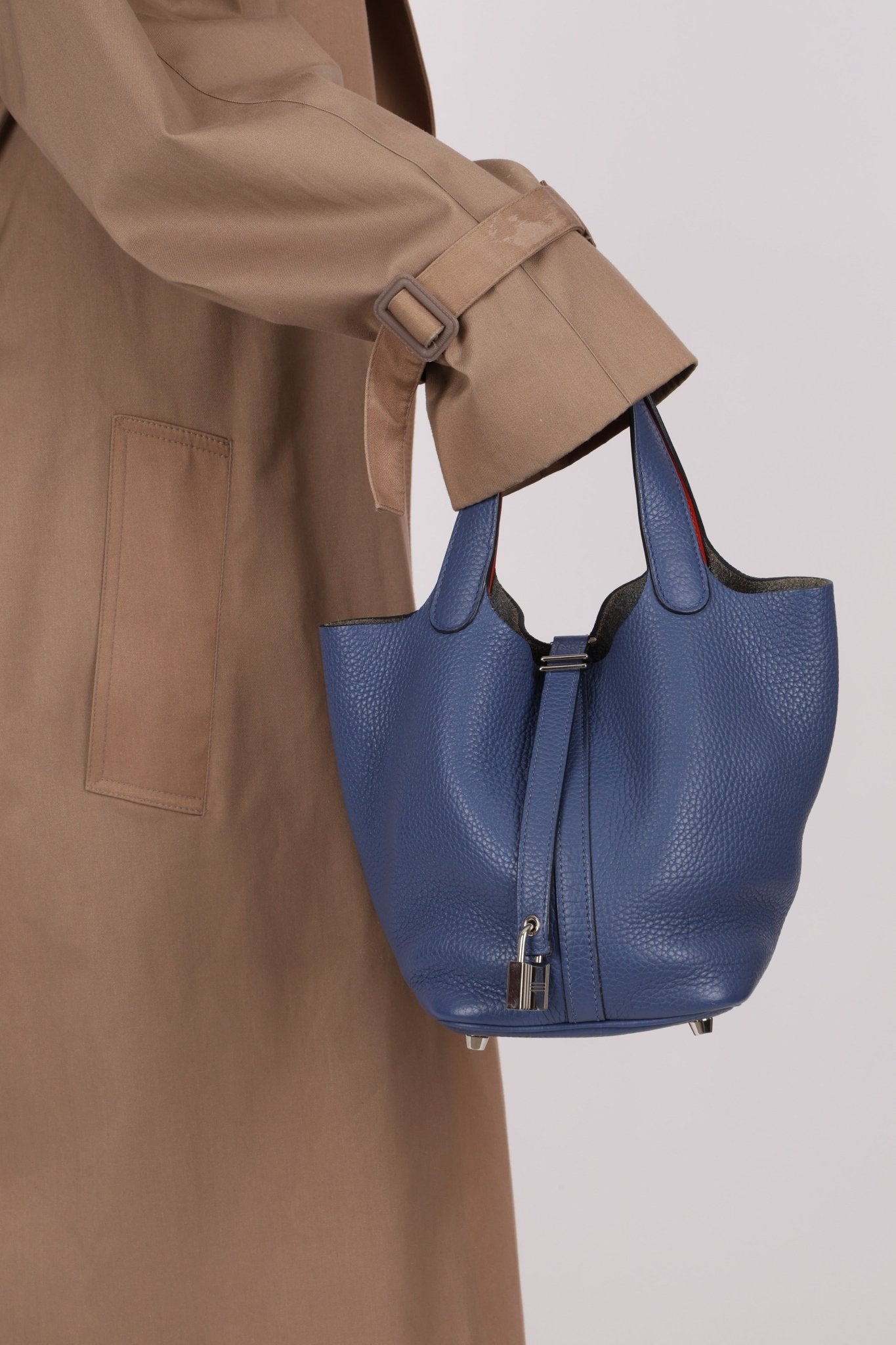 Hermès 2018 Bleu Brighton Capucine Taurillon Clemence and Swift Éclat Picotin Lock 18 PHW - FashioNica