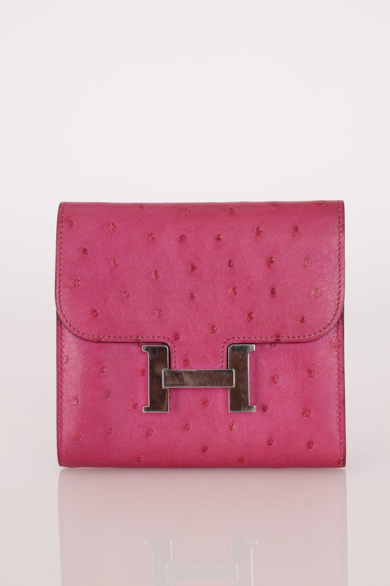 Hermès 2018 Rose Pourpre Ostrich Constance Short Wallet PHW with Chain - FashioNica