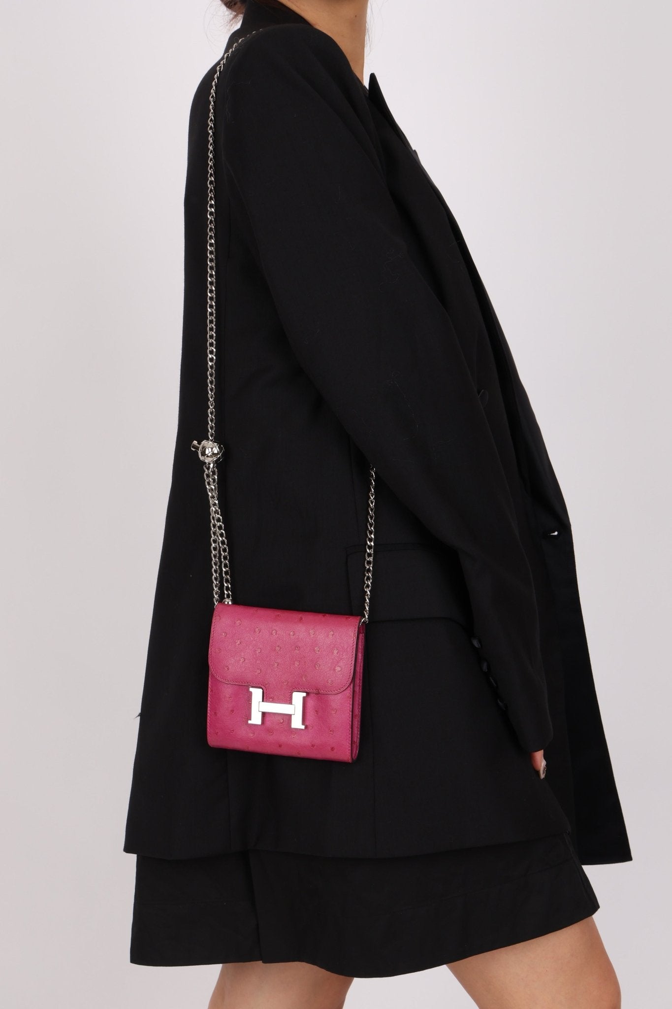Hermès 2018 Rose Pourpre Ostrich Constance Short Wallet PHW with Chain - FashioNica