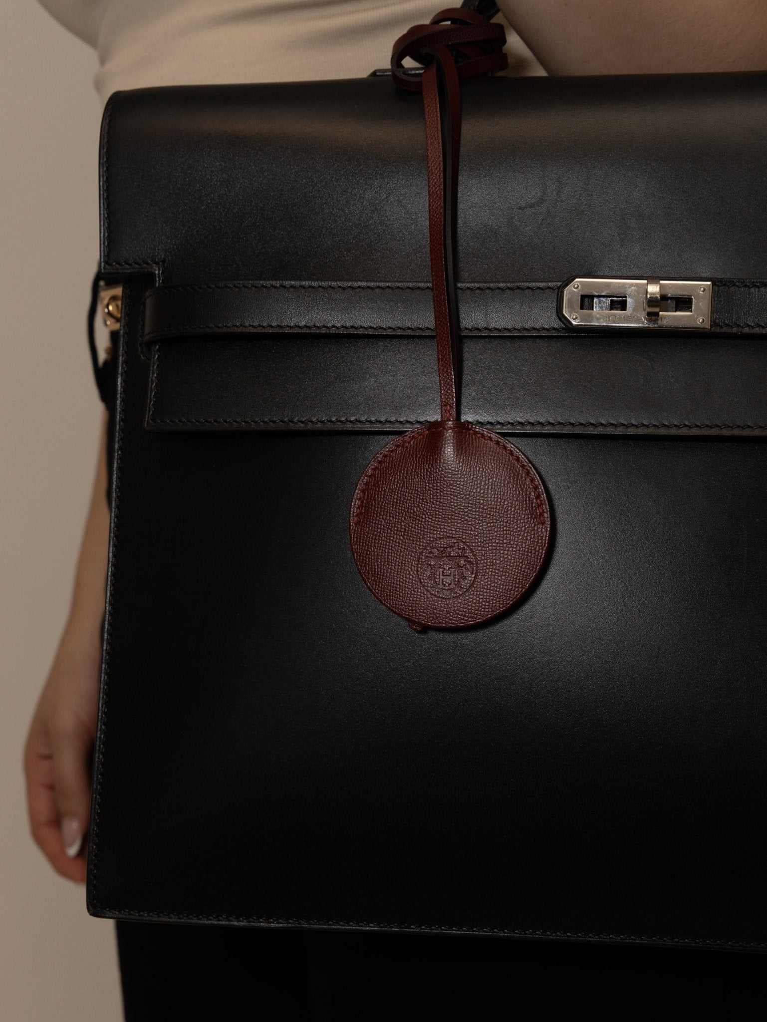 Hermès 2019 Rouge Sellier Epsom Mirror Bag Charm - FashioNica