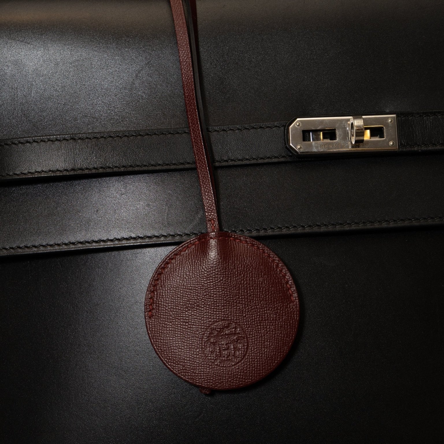 Hermès 2019 Rouge Sellier Epsom Mirror Bag Charm - FashioNica